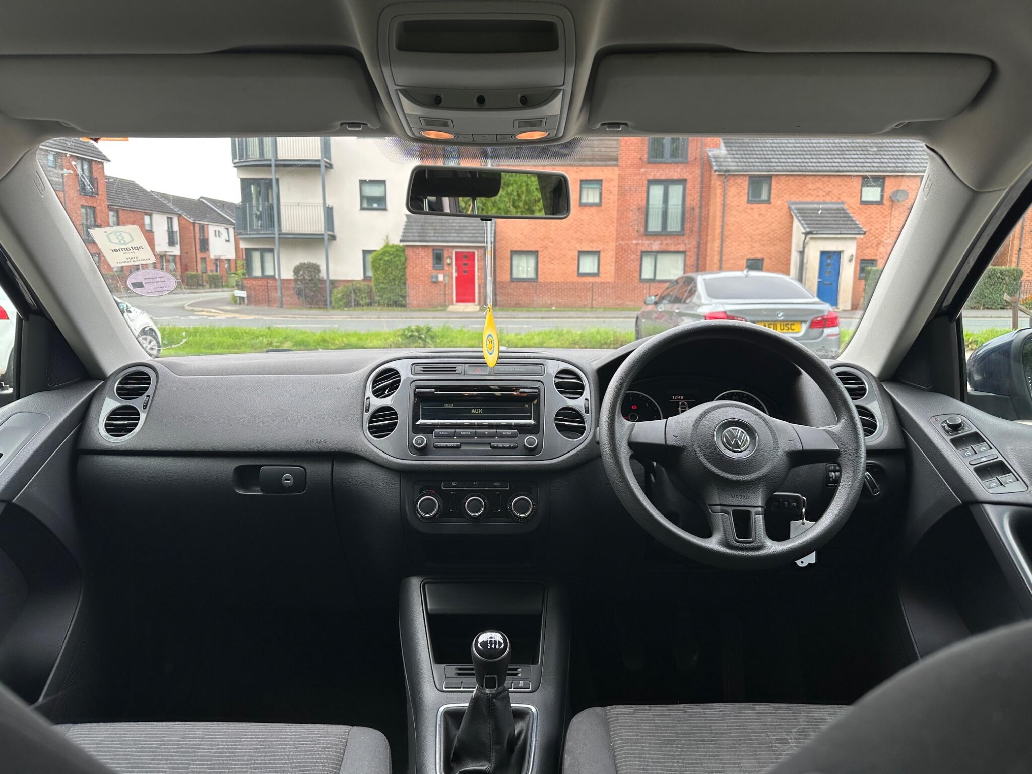 Volkswagen Tiguan view 22