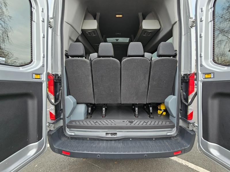 2018 Ford Transit 2.2 TDCi 460 HDT Trend Minibus 5dr Diesel Manual L4 H3 (18 seats) (196 g/km, 123 bhp) • 16,832 miles image 20