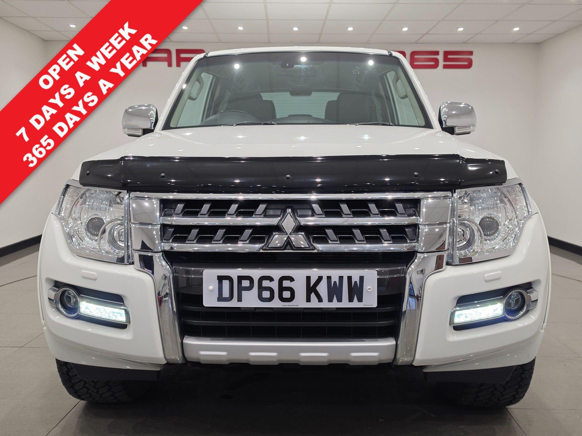 Mitsubishi Shogun view 6