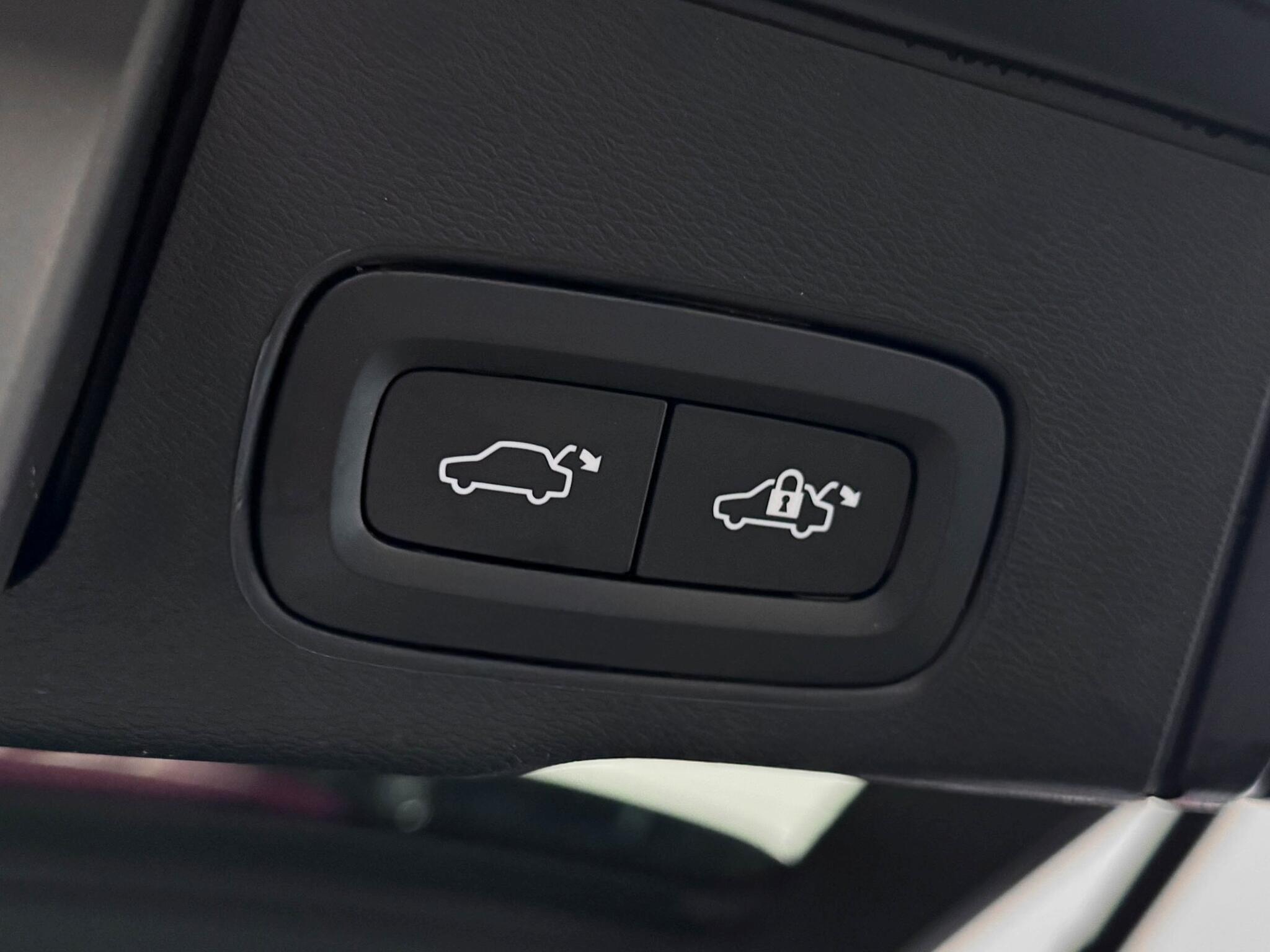 Volvo XC60 view 13