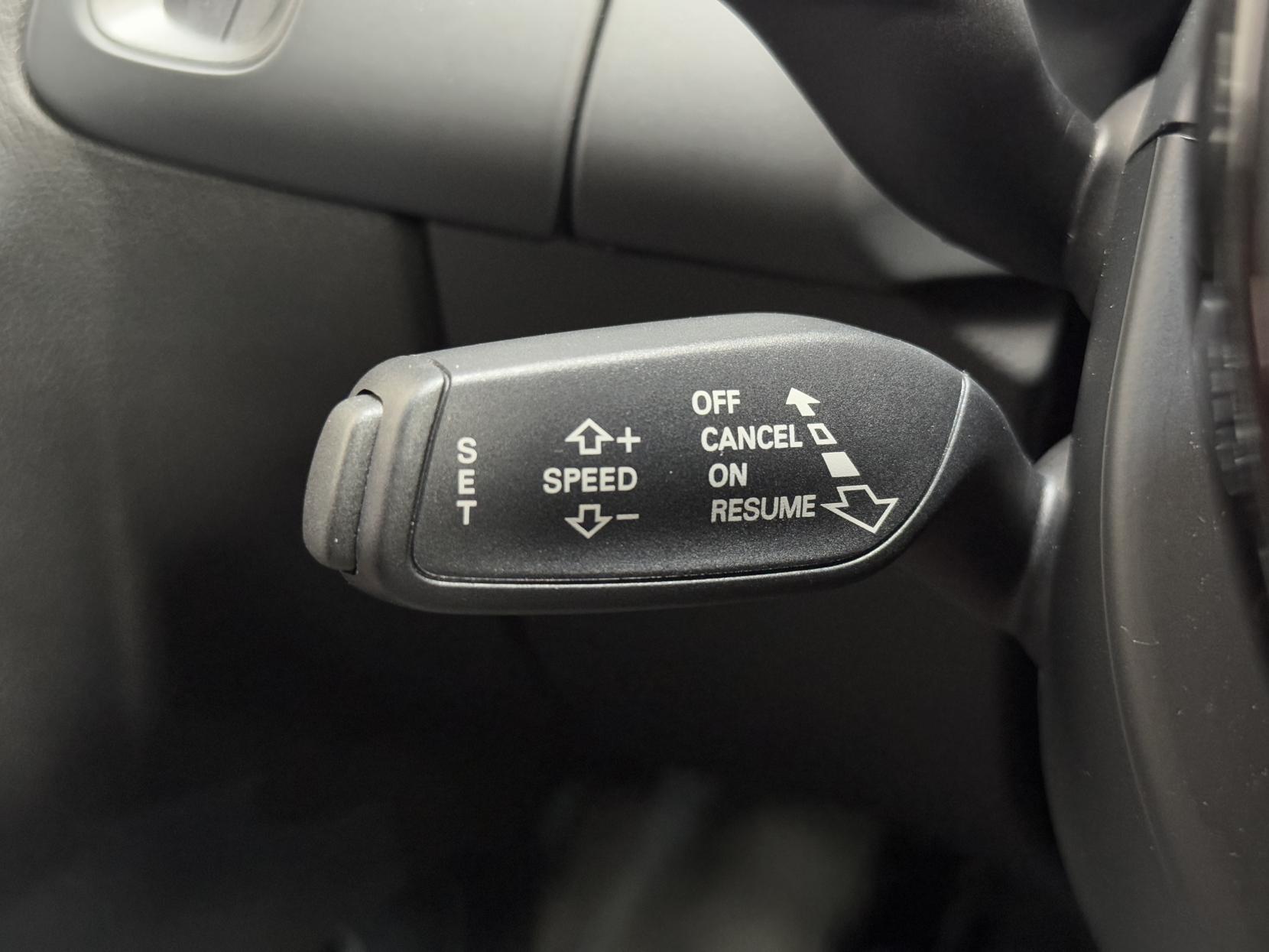 Audi S4 Avant view 39