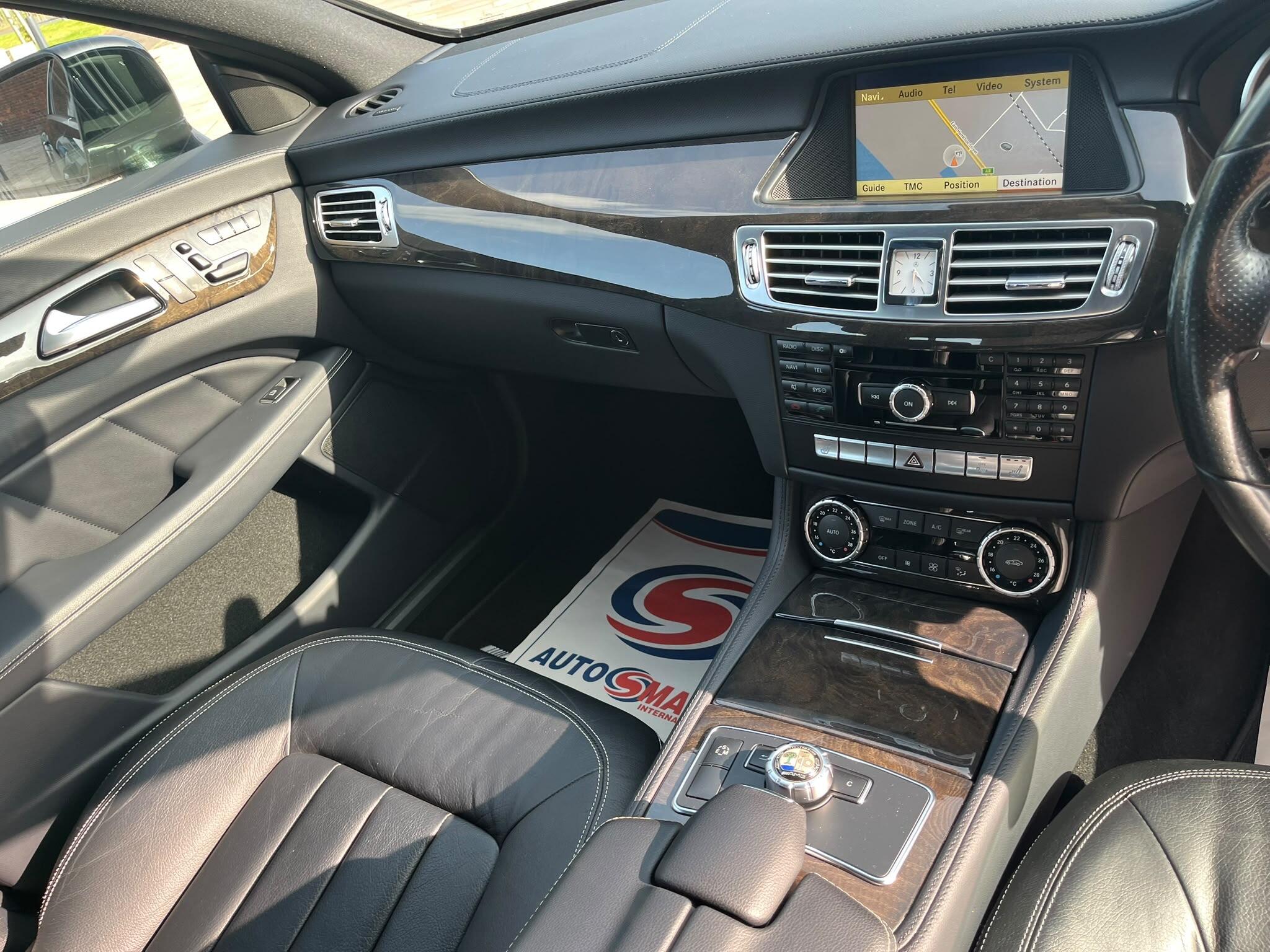 Mercedes-Benz CLS view 18