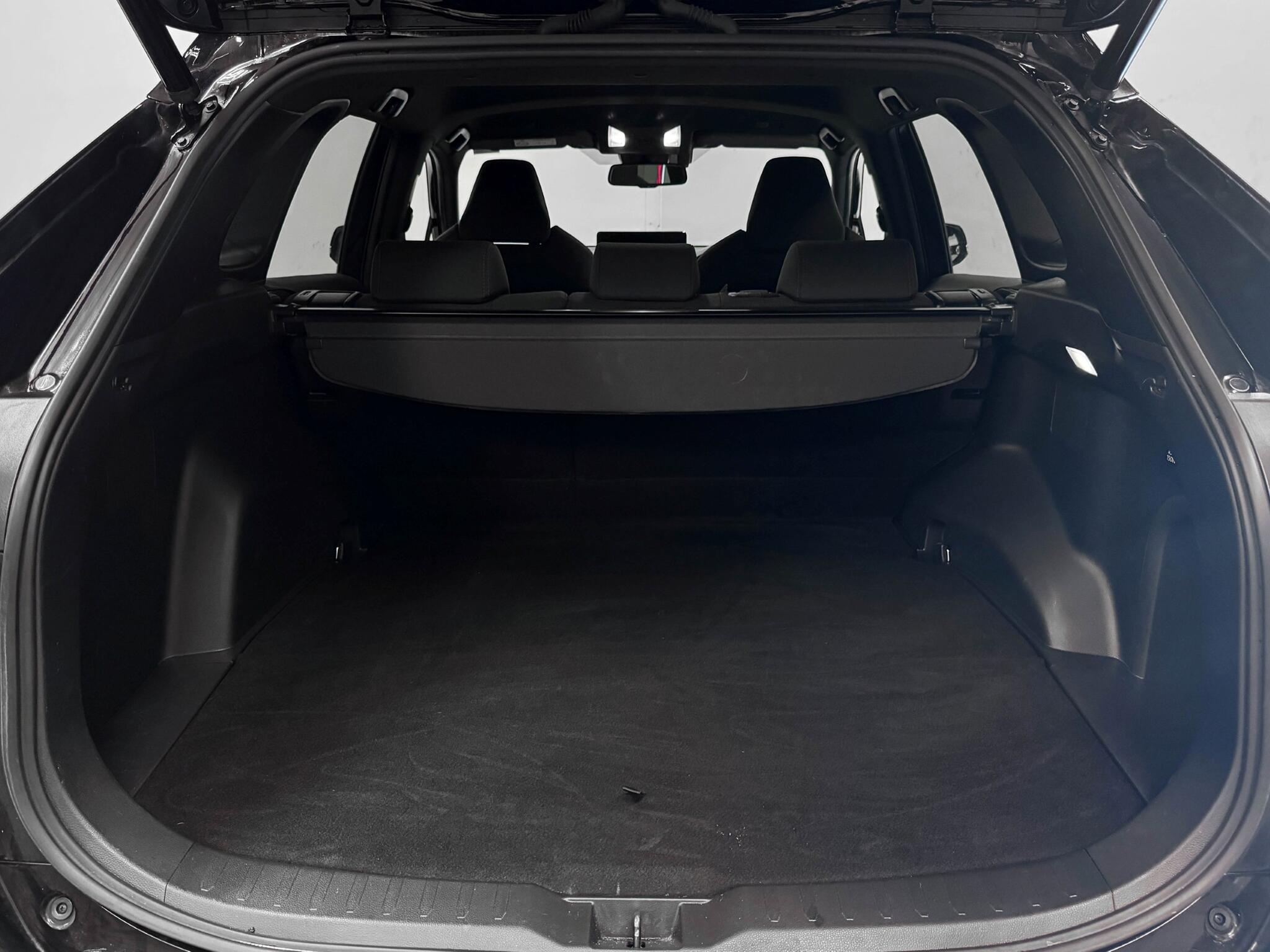 Toyota Rav4 view 7