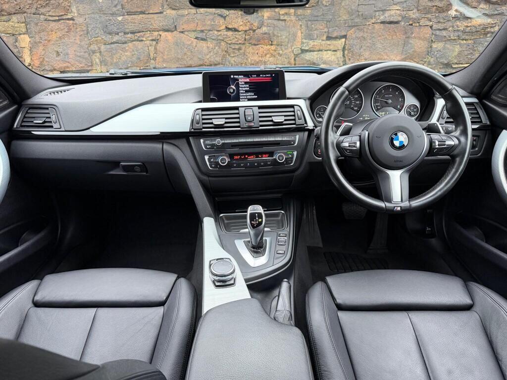 BMW 3 Series view 11