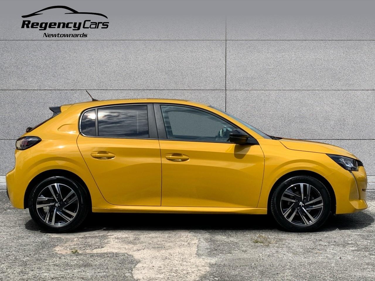 Peugeot 208 view 7