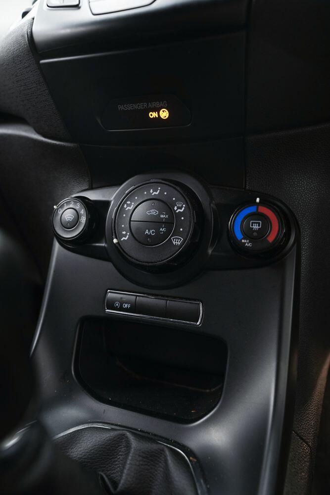 Ford Fiesta view 16