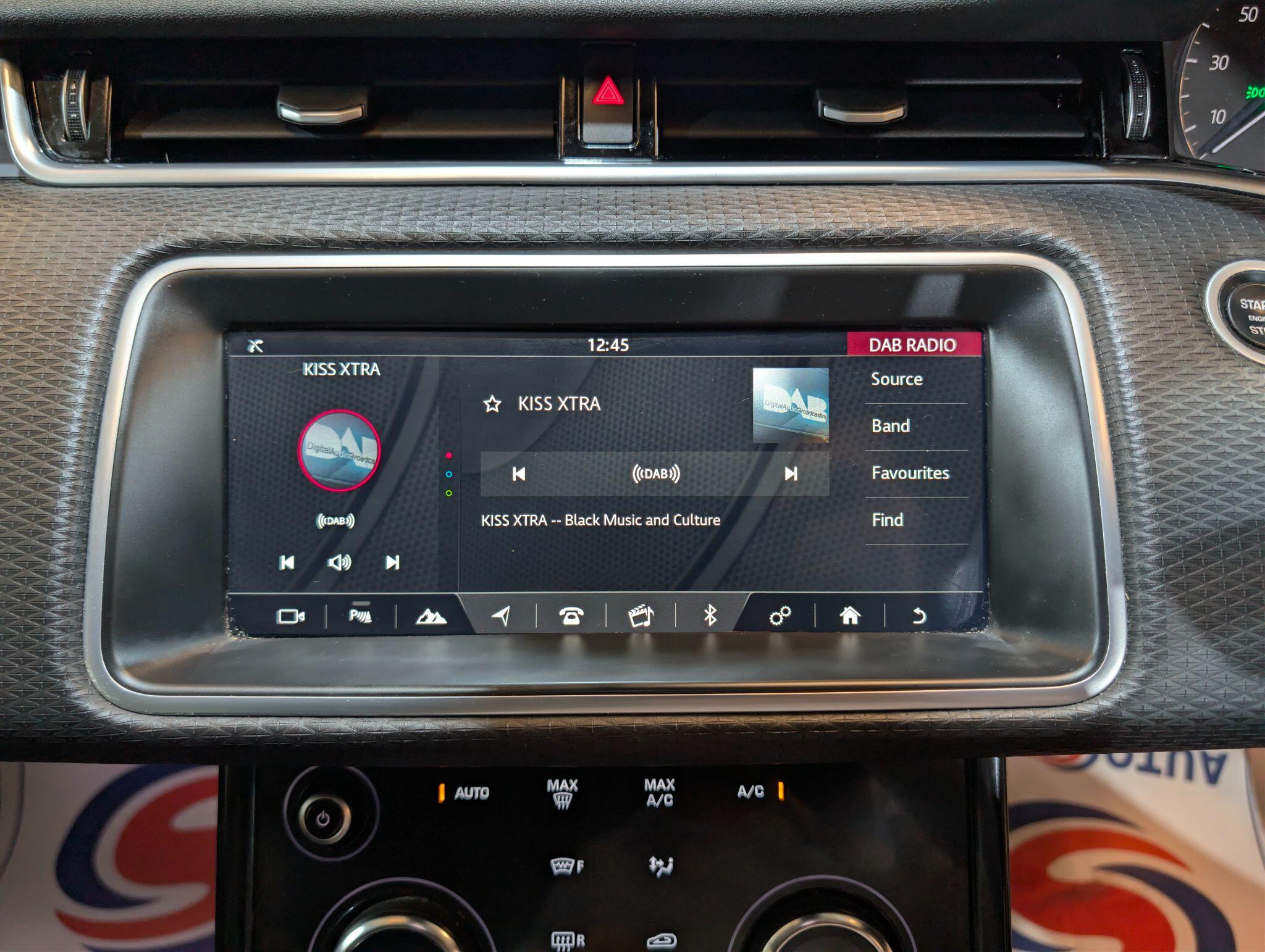 Land Rover Range Rover Evoque view 33