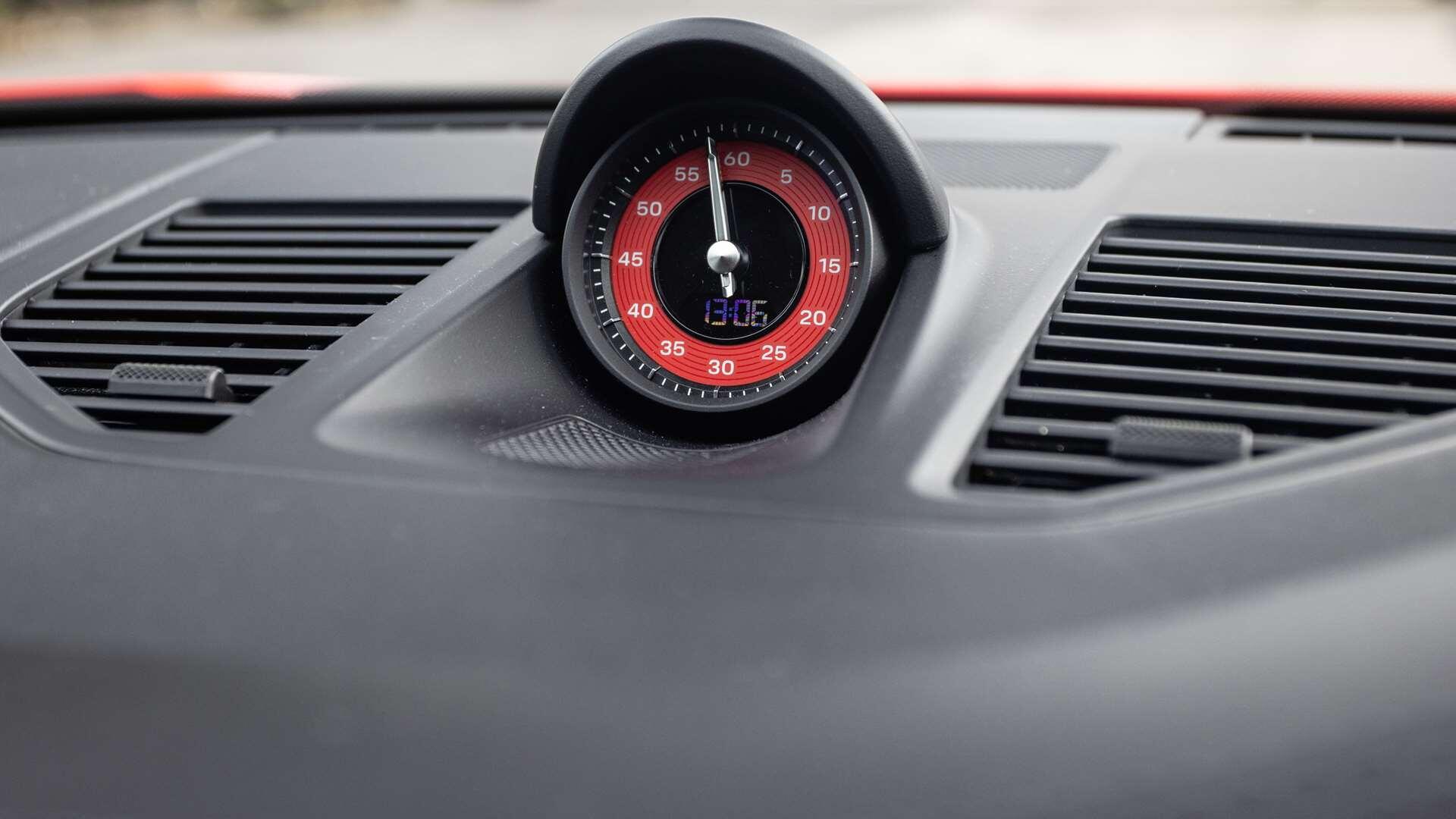 Porsche 911 view 20