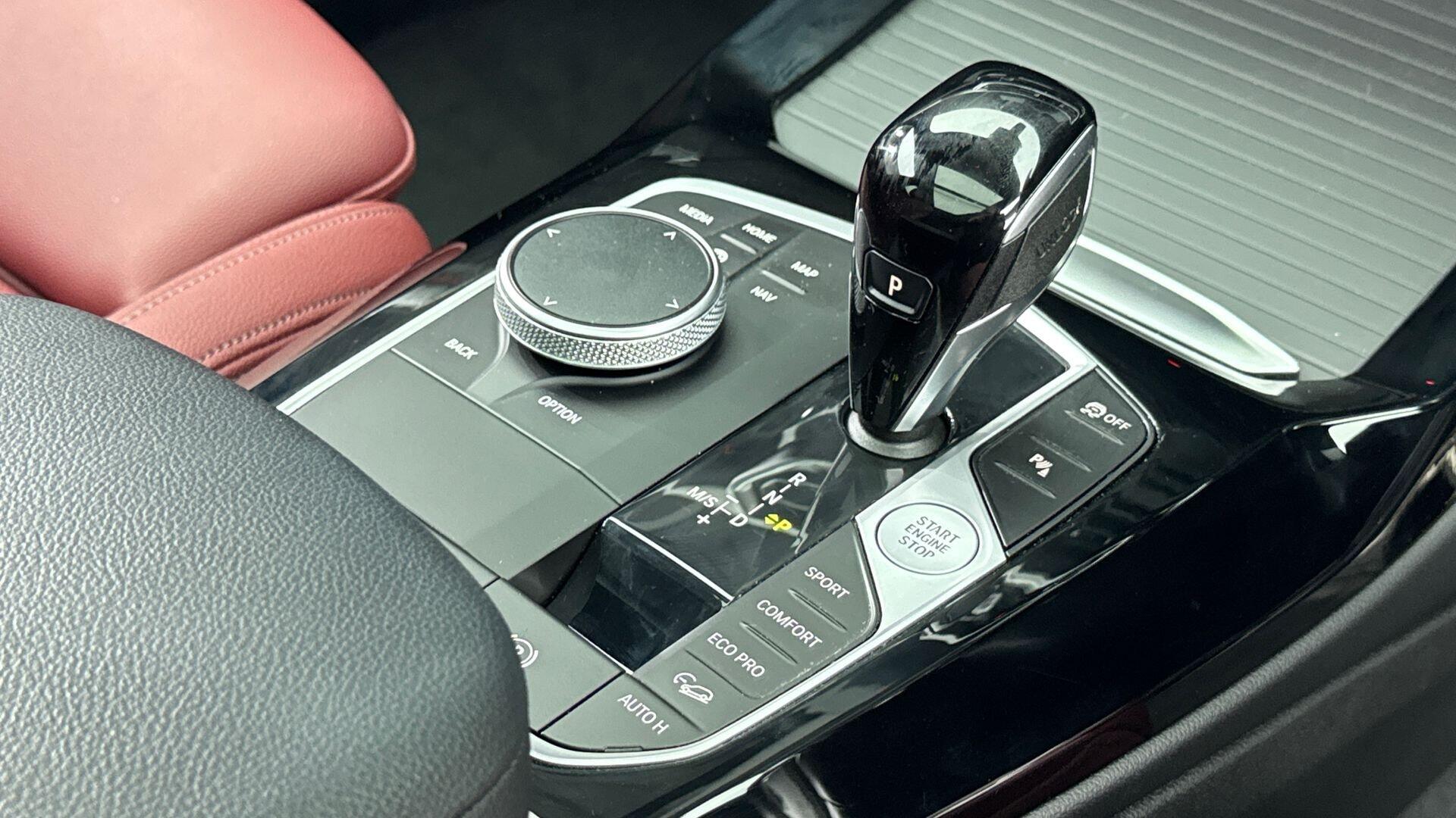 BMW X3 view 10