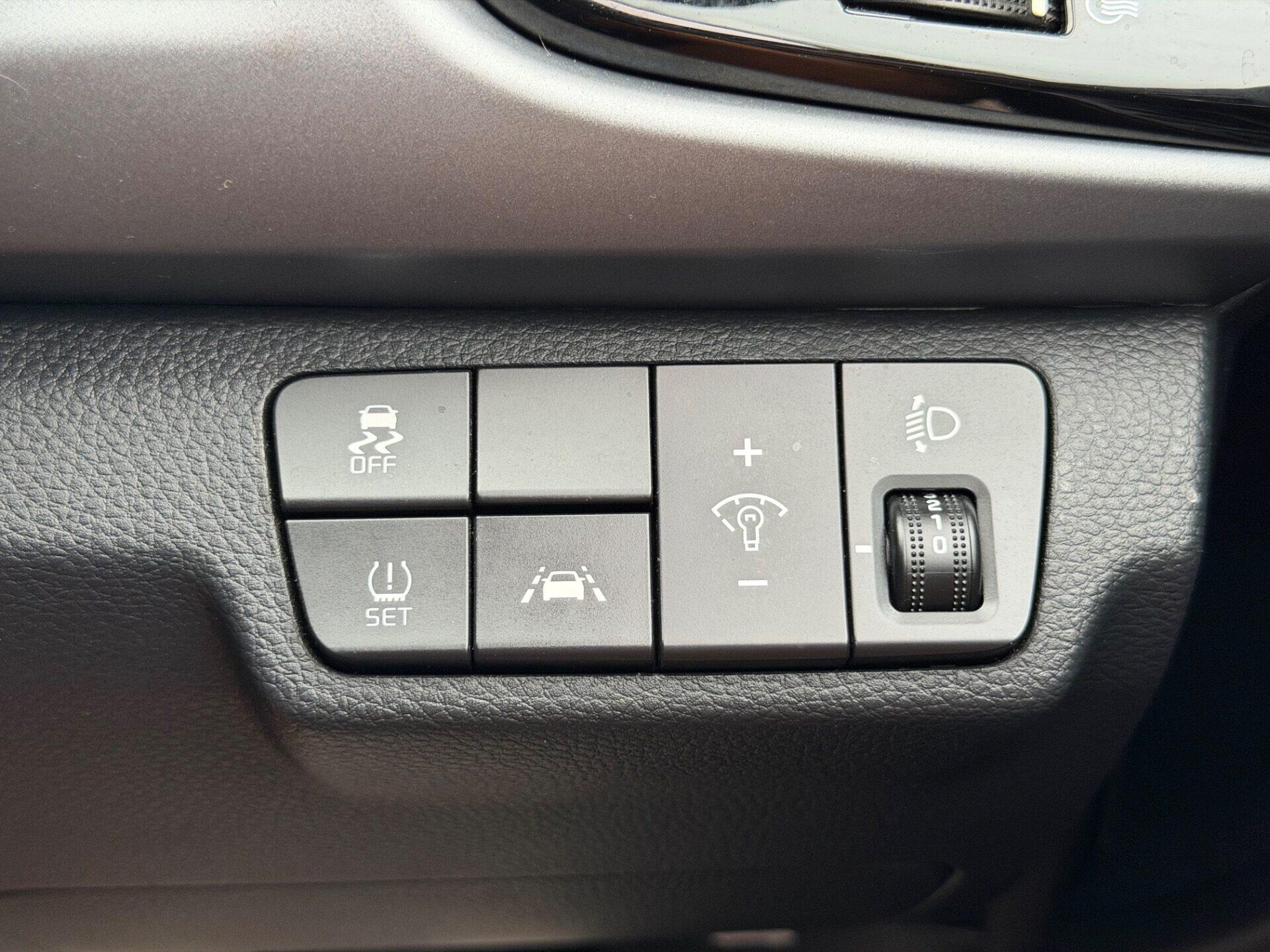 Kia Rio view 40