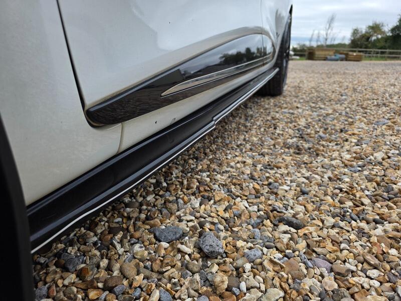 2018 Renault Clio 1.5 dCi Iconic Euro 6 (s/s) 5dr • 96,400 miles image 26