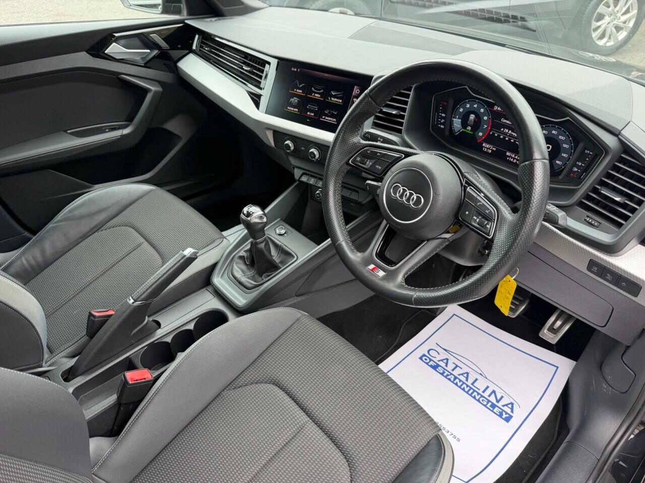 Audi A1 view 28