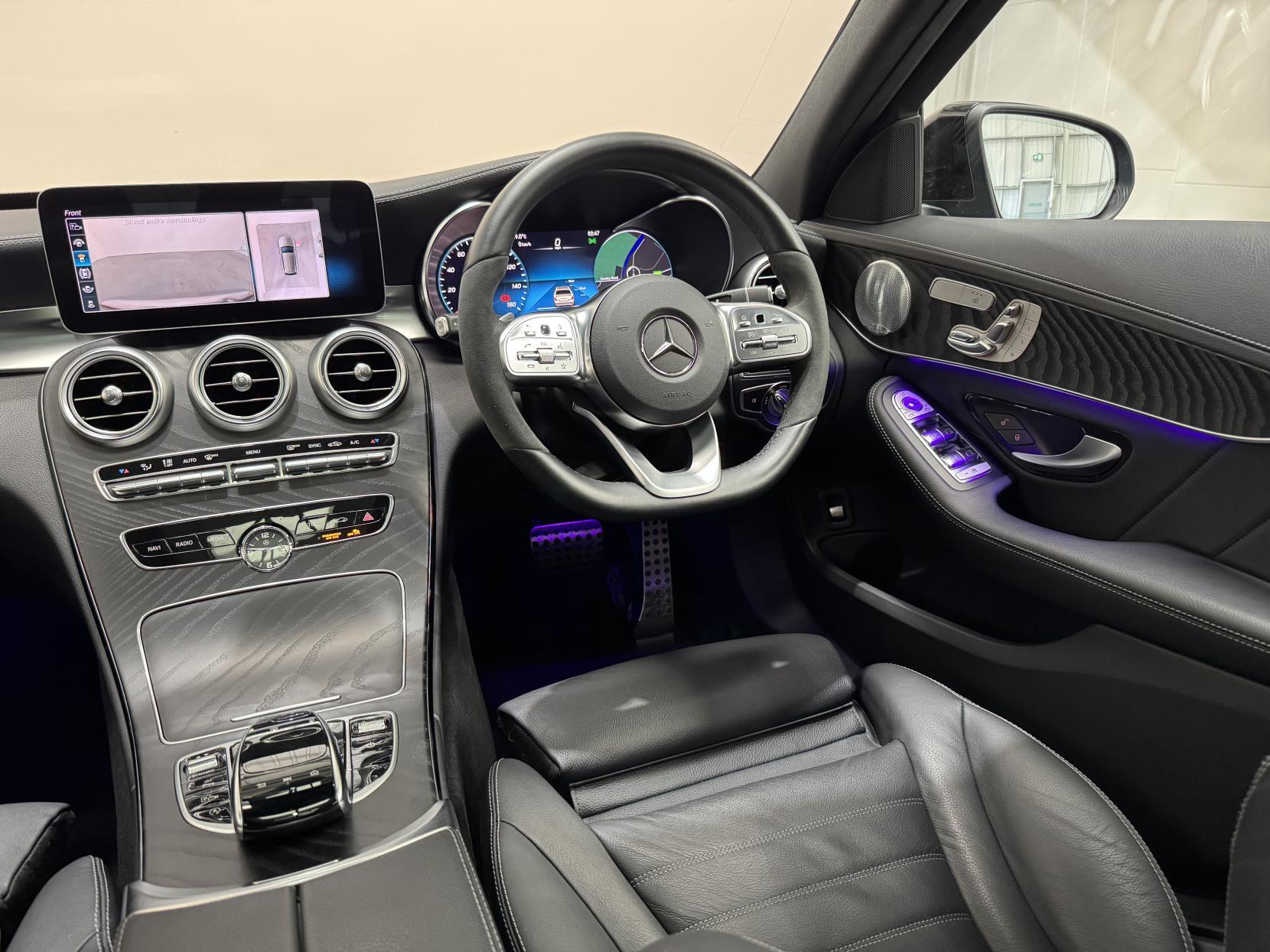 Mercedes-Benz C Class view 22