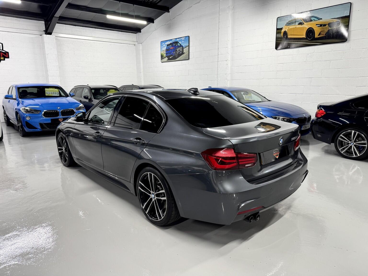 BMW 3 Series view 23