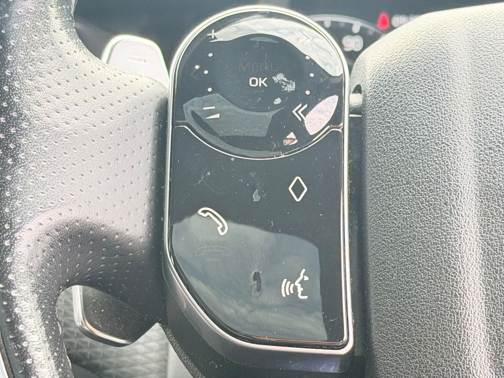 Land Rover Range Rover Velar view 20