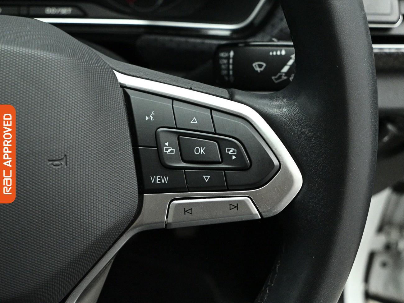 Volkswagen T-Cross view 23