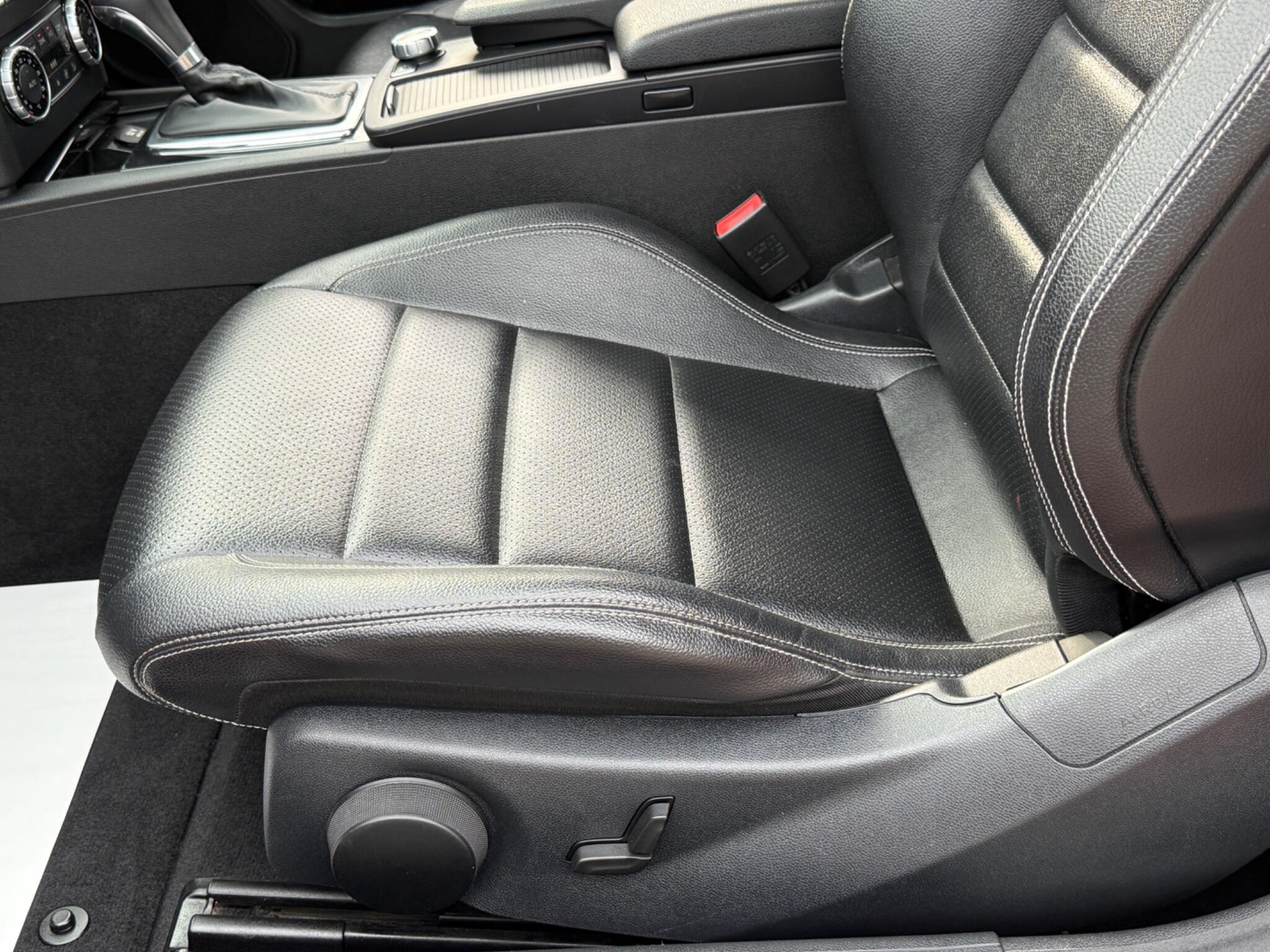 Mercedes-Benz C Class - Image 44