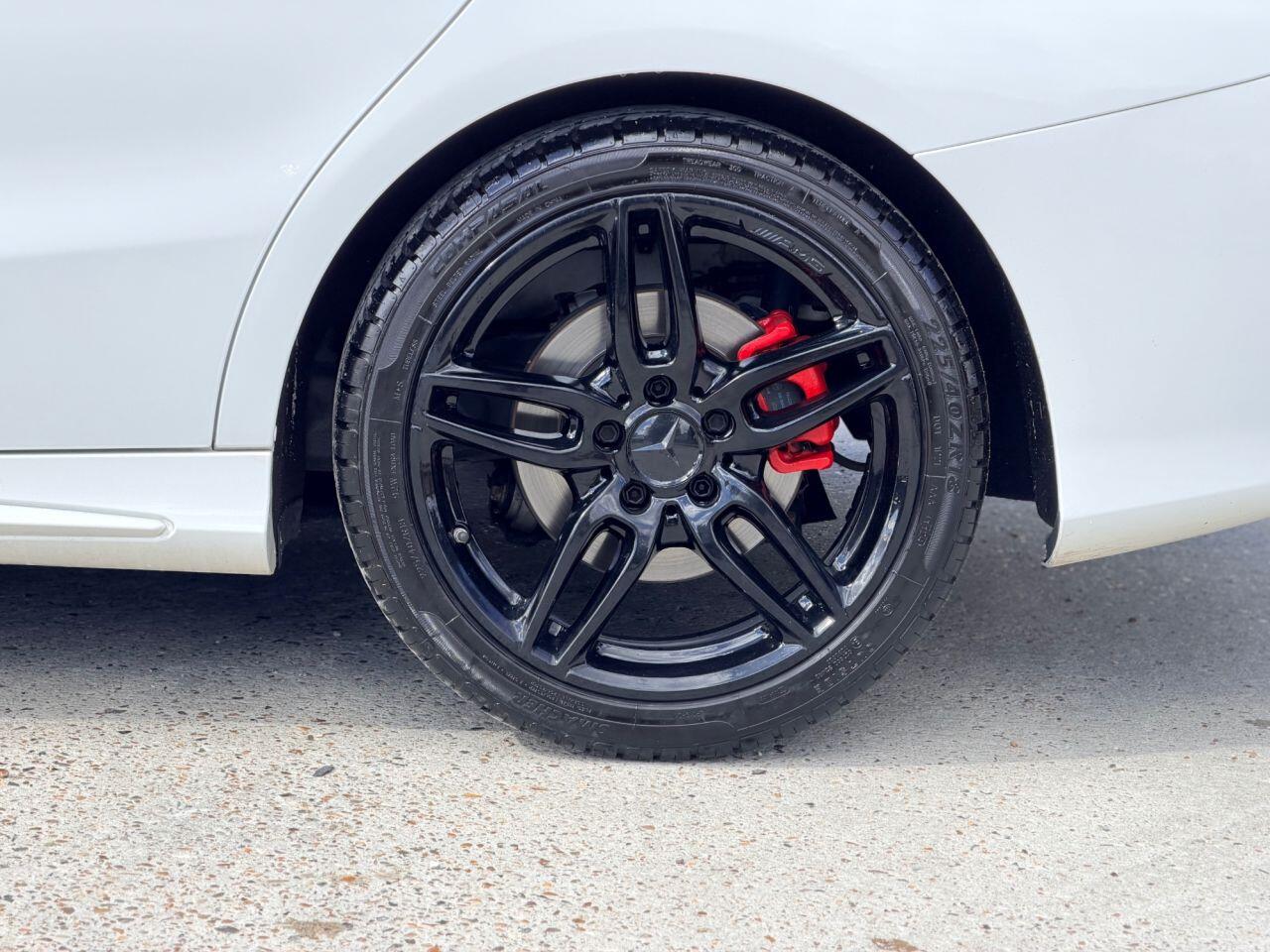 Mercedes-Benz Cla view 12