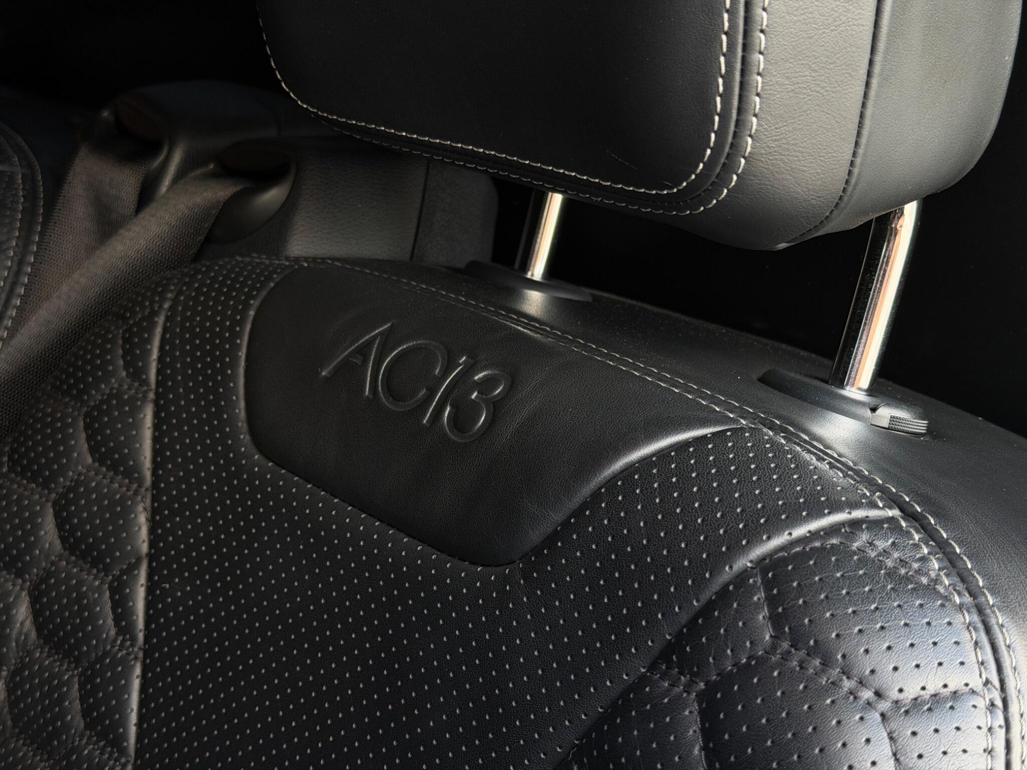 Mercedes-Benz V Class view 36