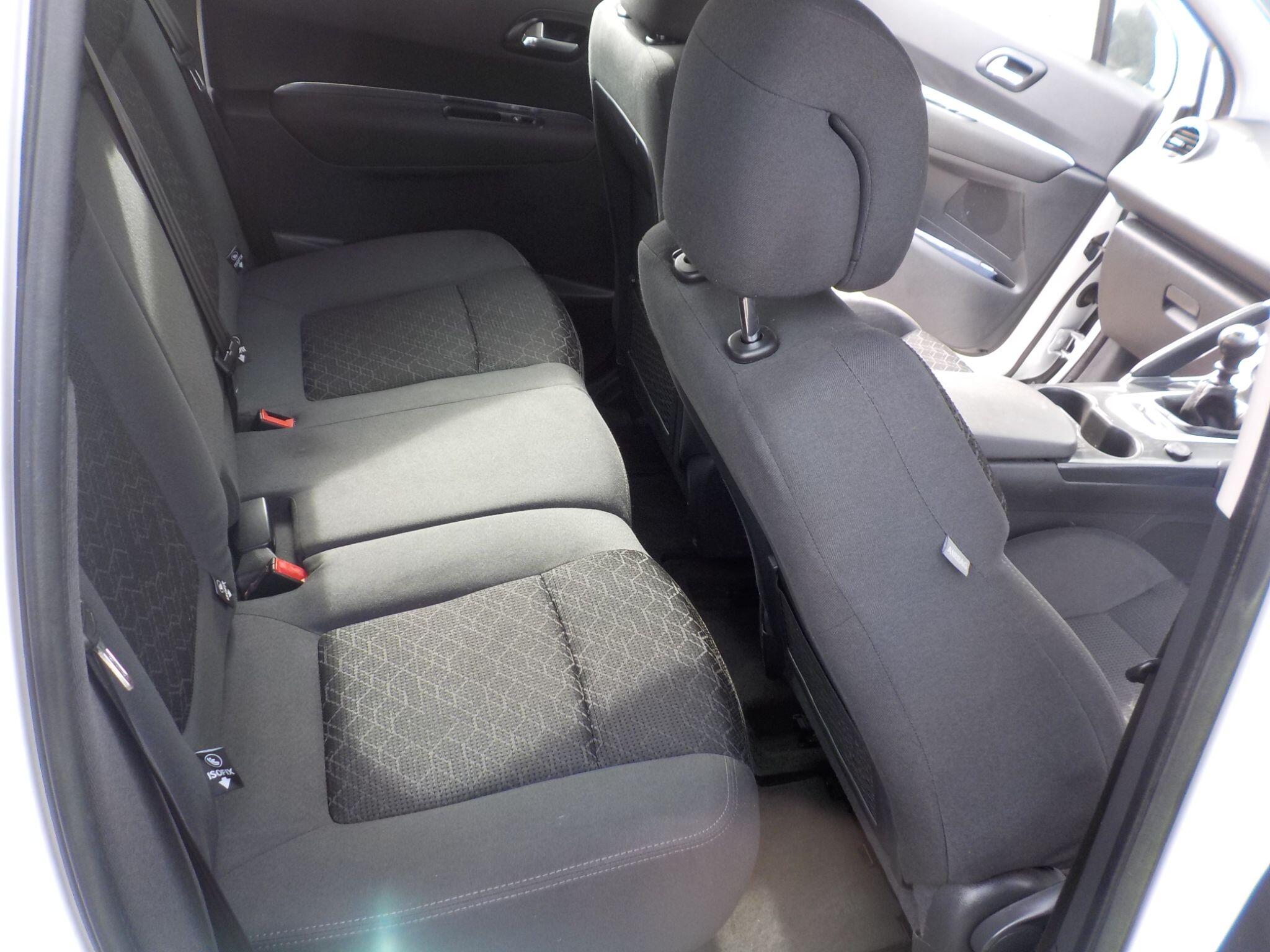 Peugeot 3008 1.6 HDi Active Euro 5 5dr