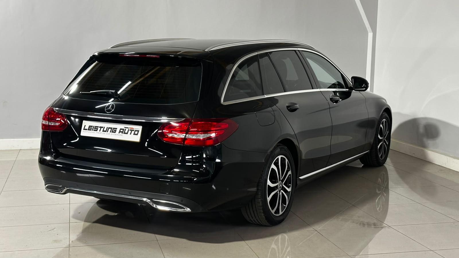 Mercedes-Benz C Class view 6
