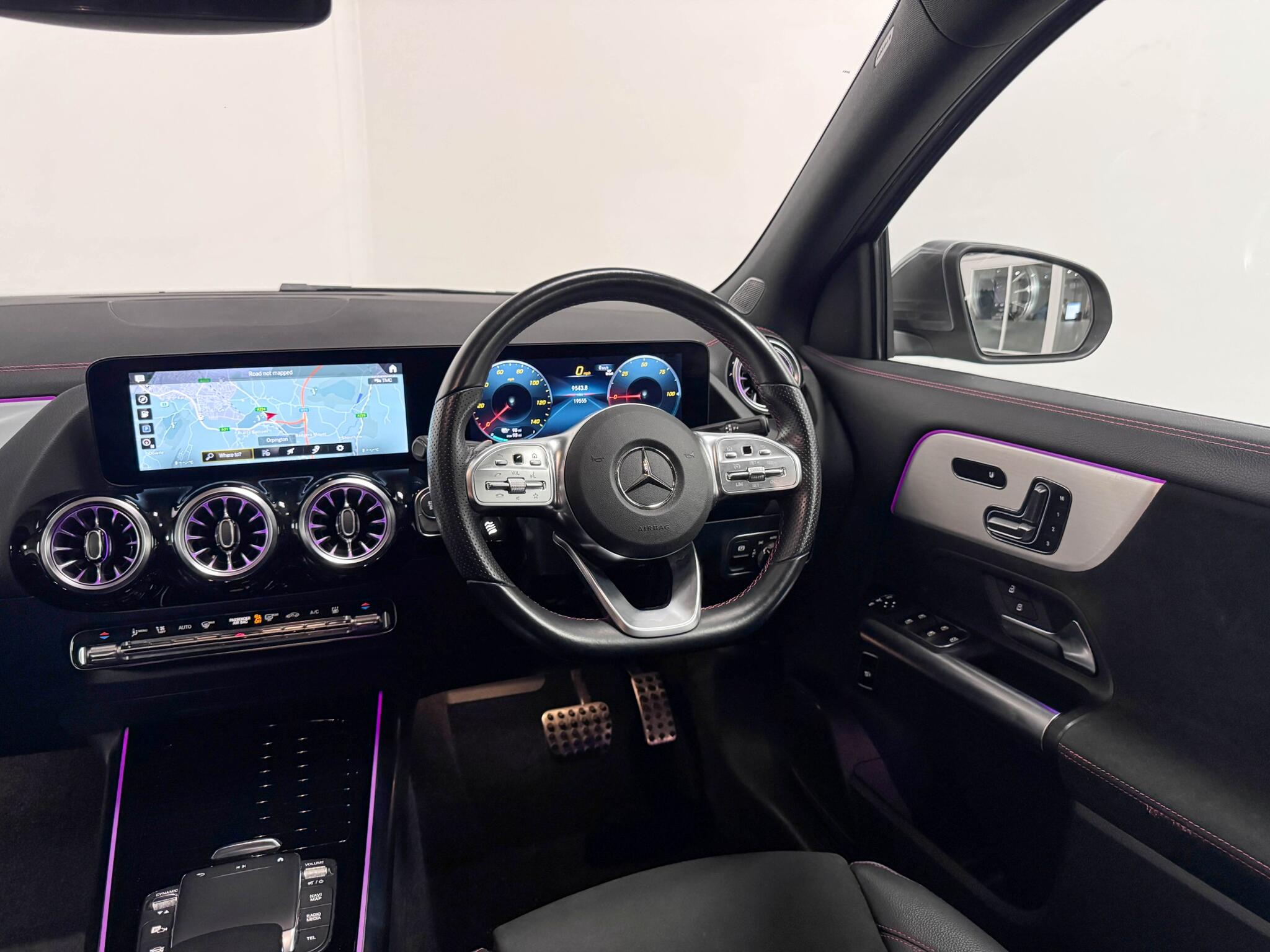 Mercedes-Benz Eqa view 33