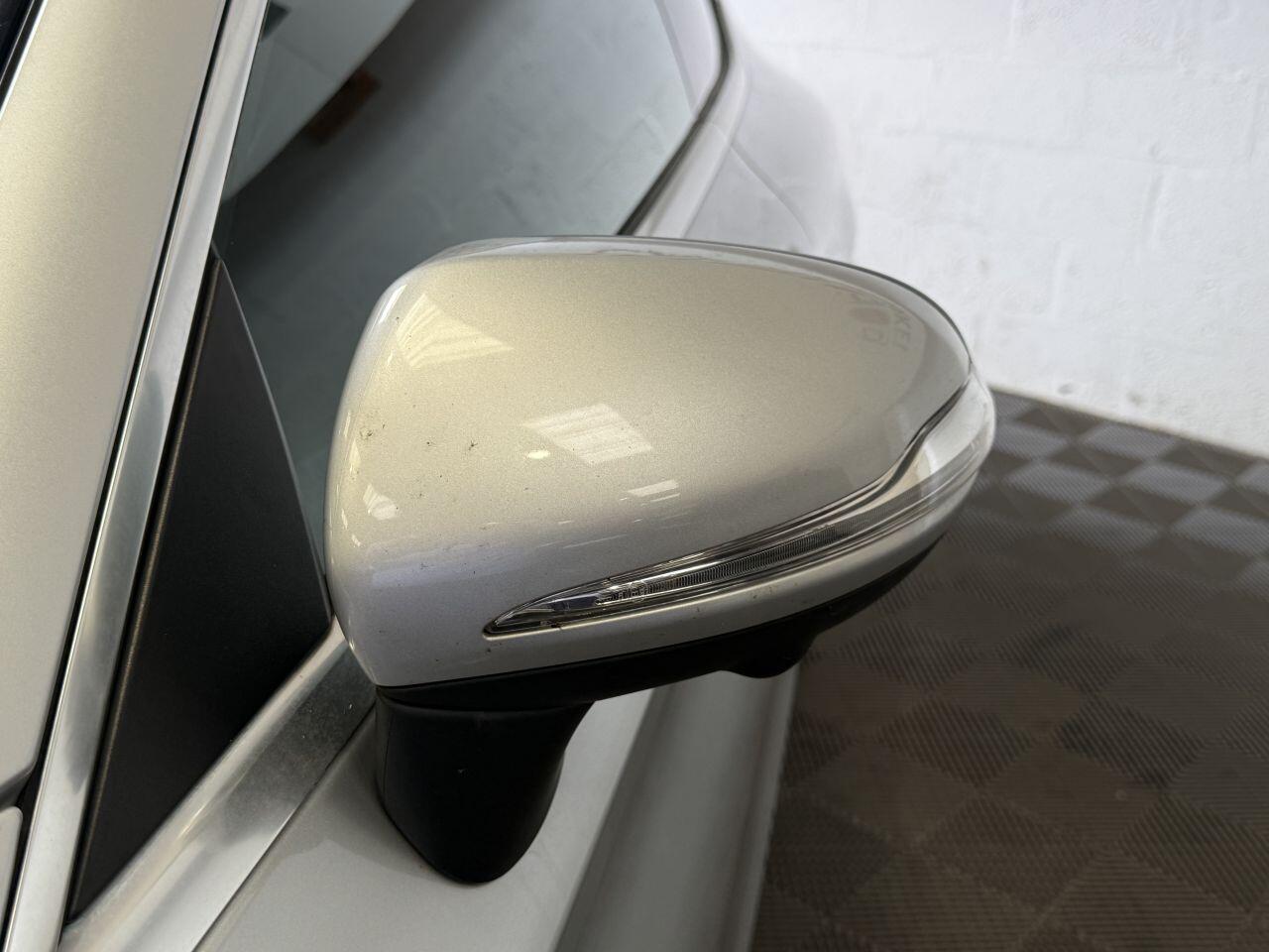 Mercedes-Benz C Class view 25