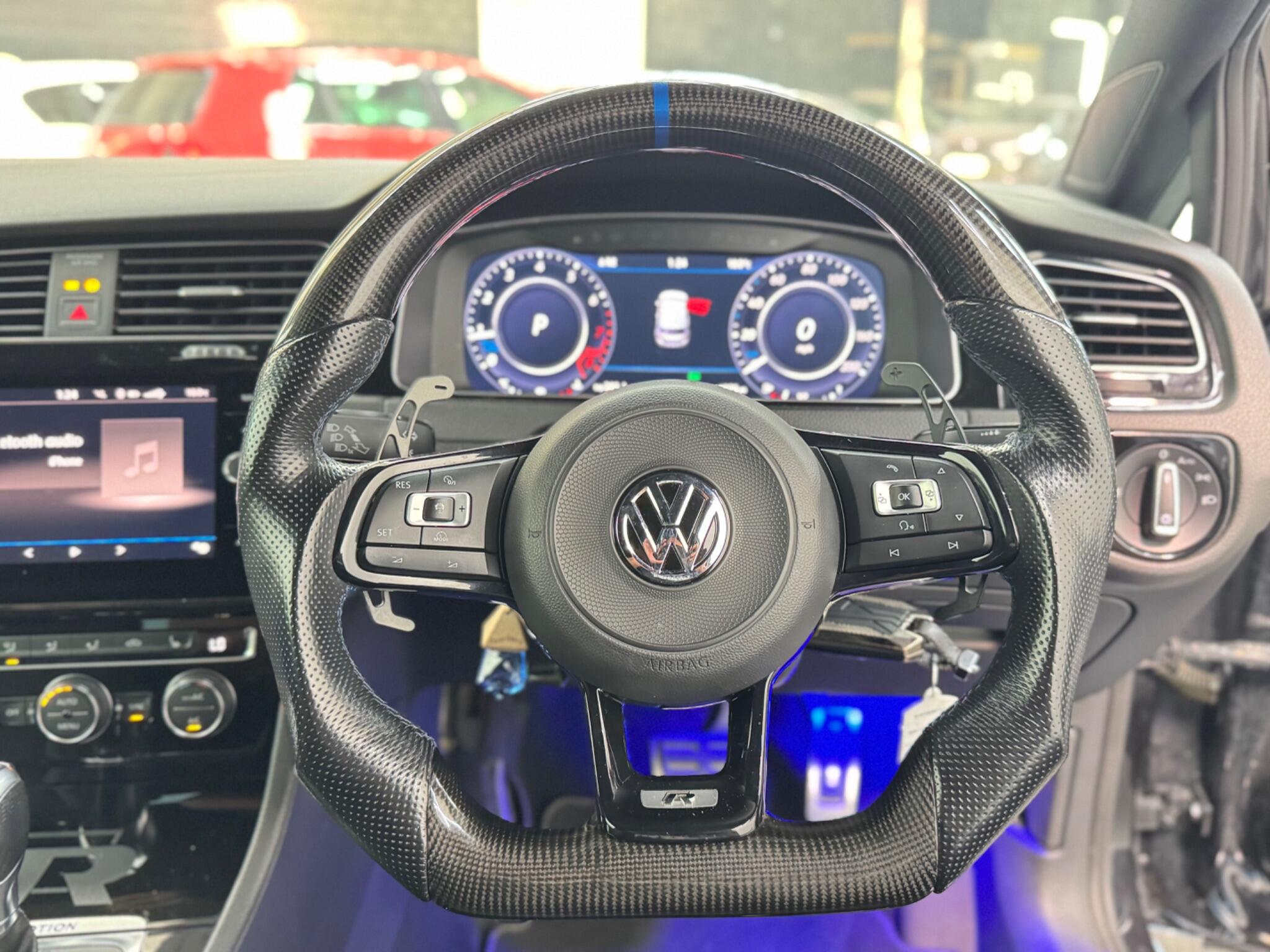 Volkswagen Golf view 27