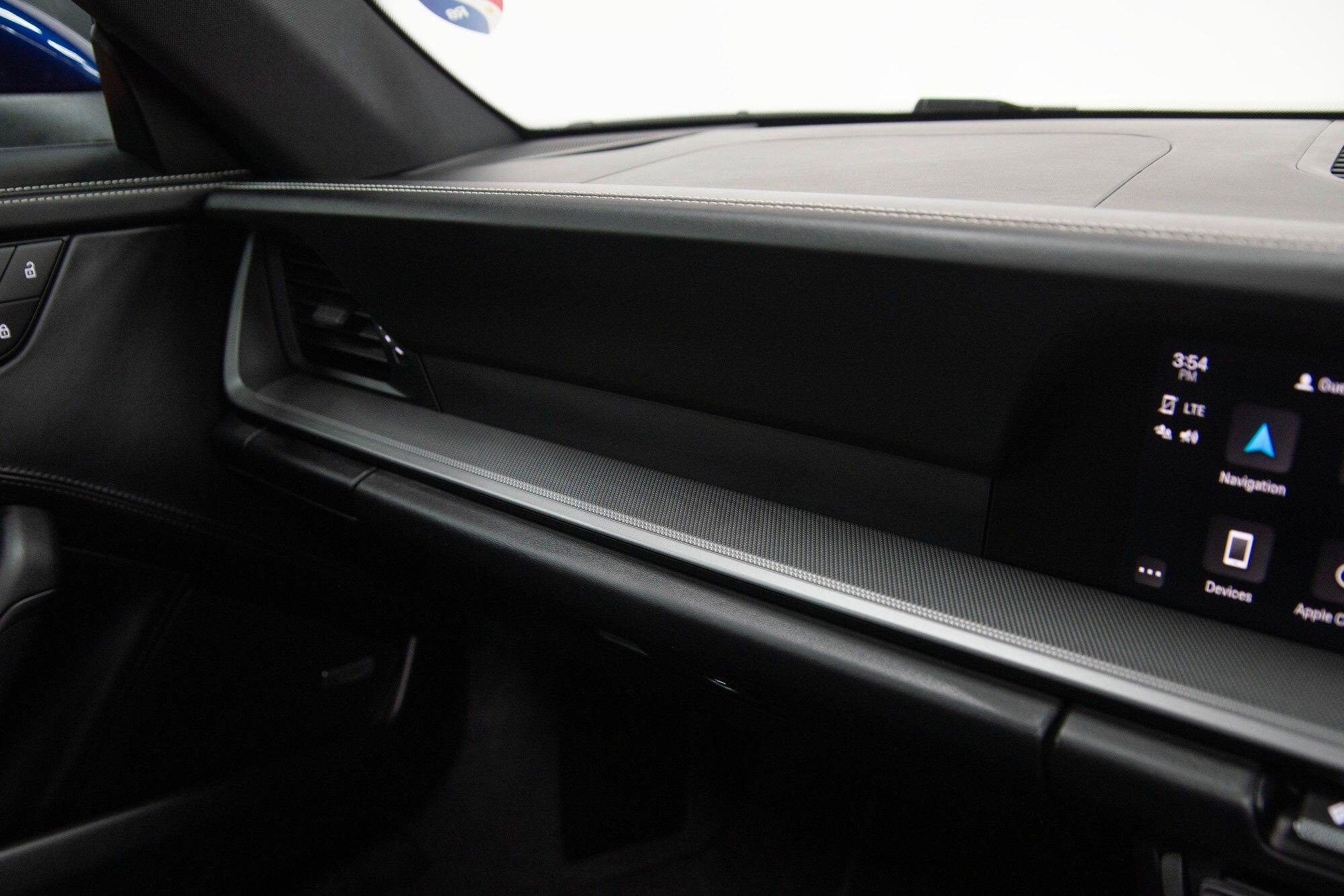 Porsche 911 view 36