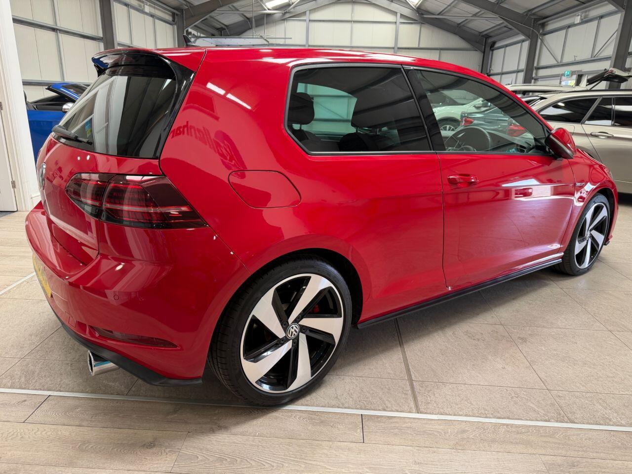 Volkswagen Golf view 22
