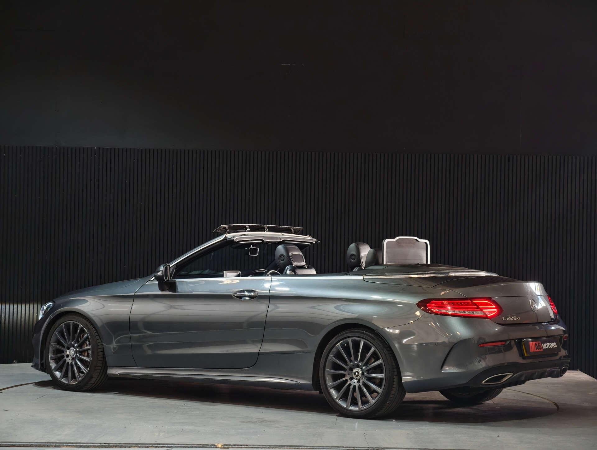 Mercedes-Benz C Class view 11