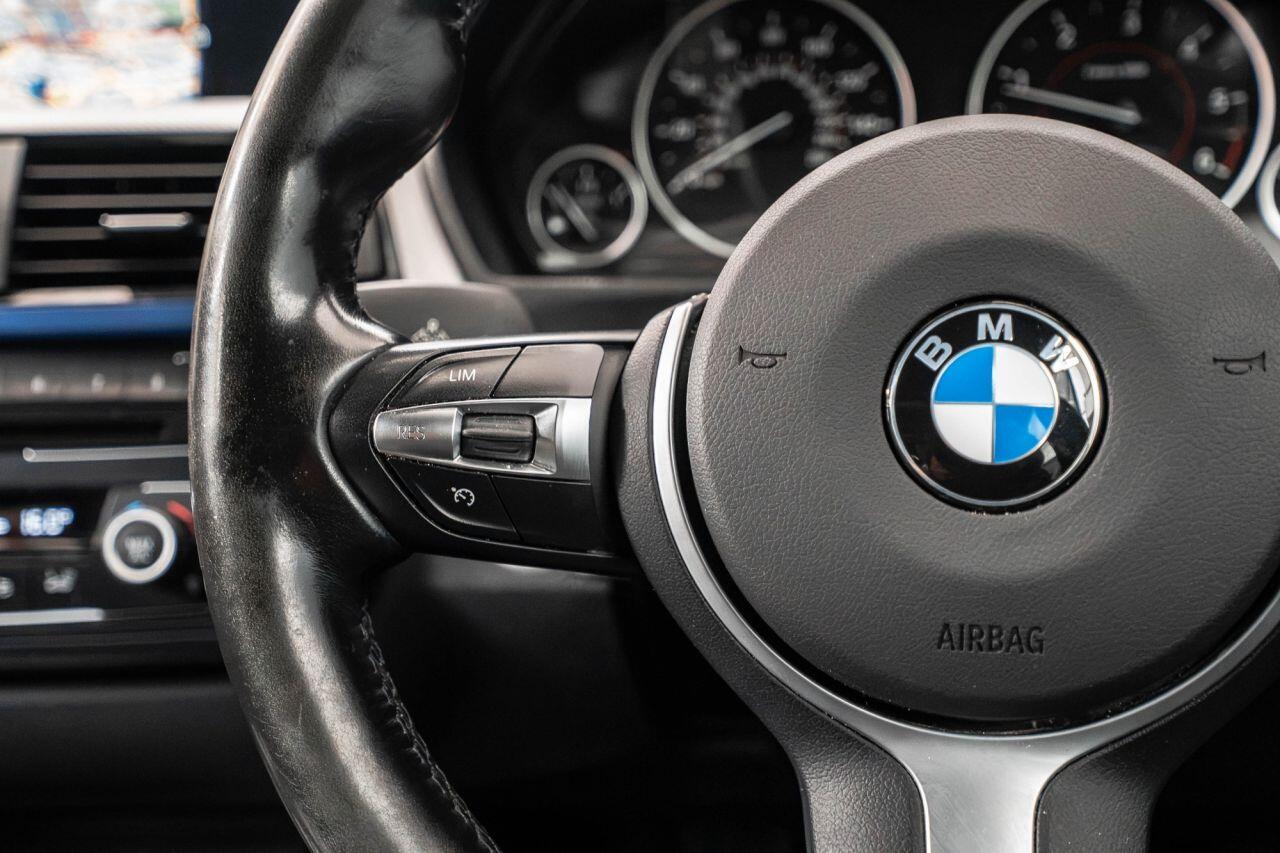 BMW 3 Series view 28