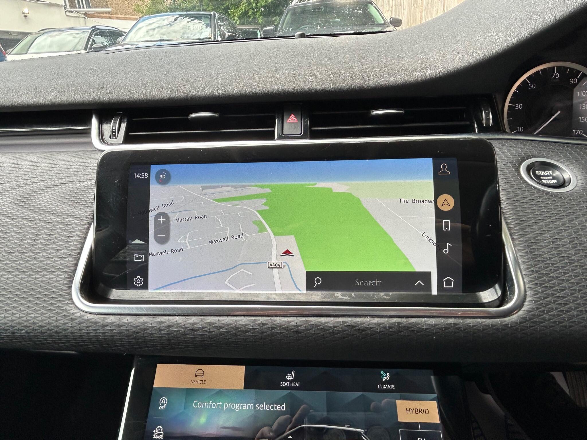 Land Rover Range Rover Evoque view 39