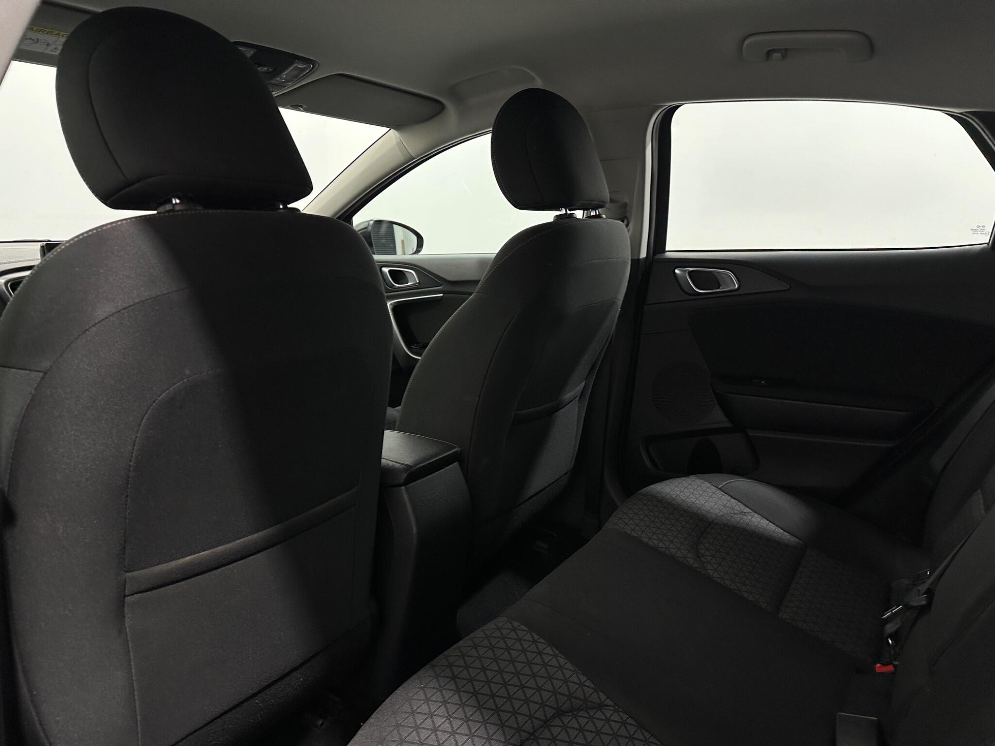 Kia Xceed view 34