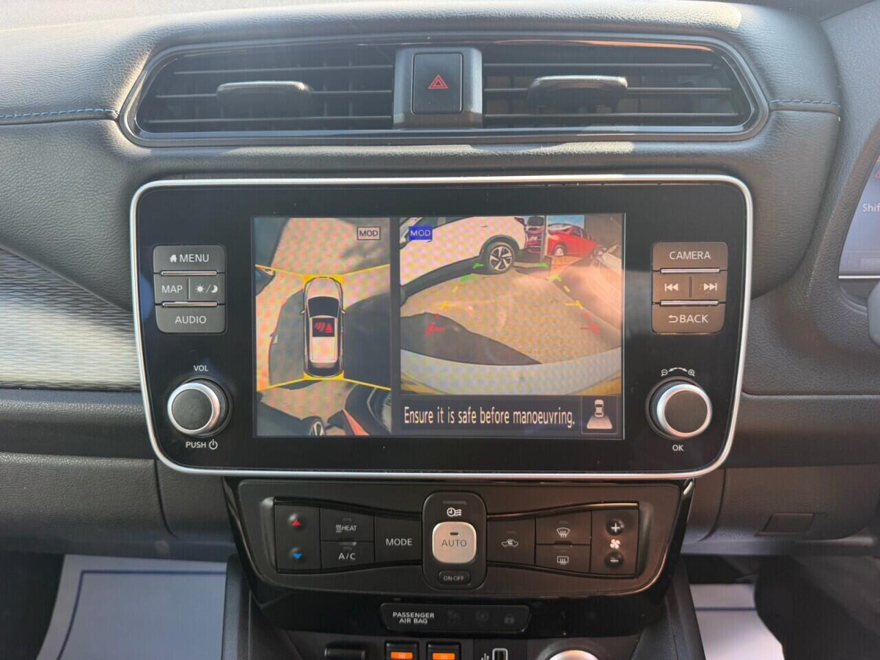 Nissan Leaf view 10