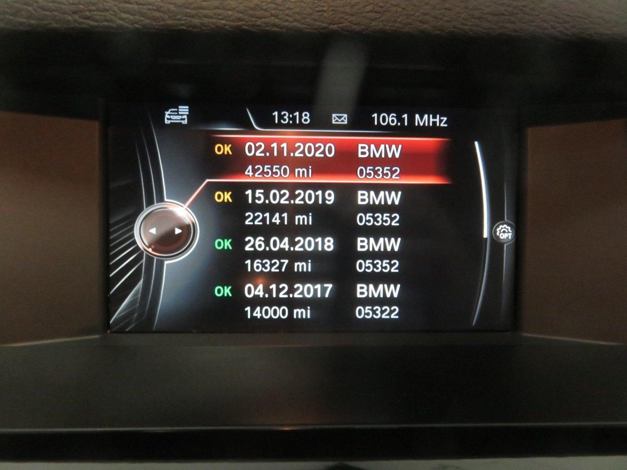 BMW X4 view 40