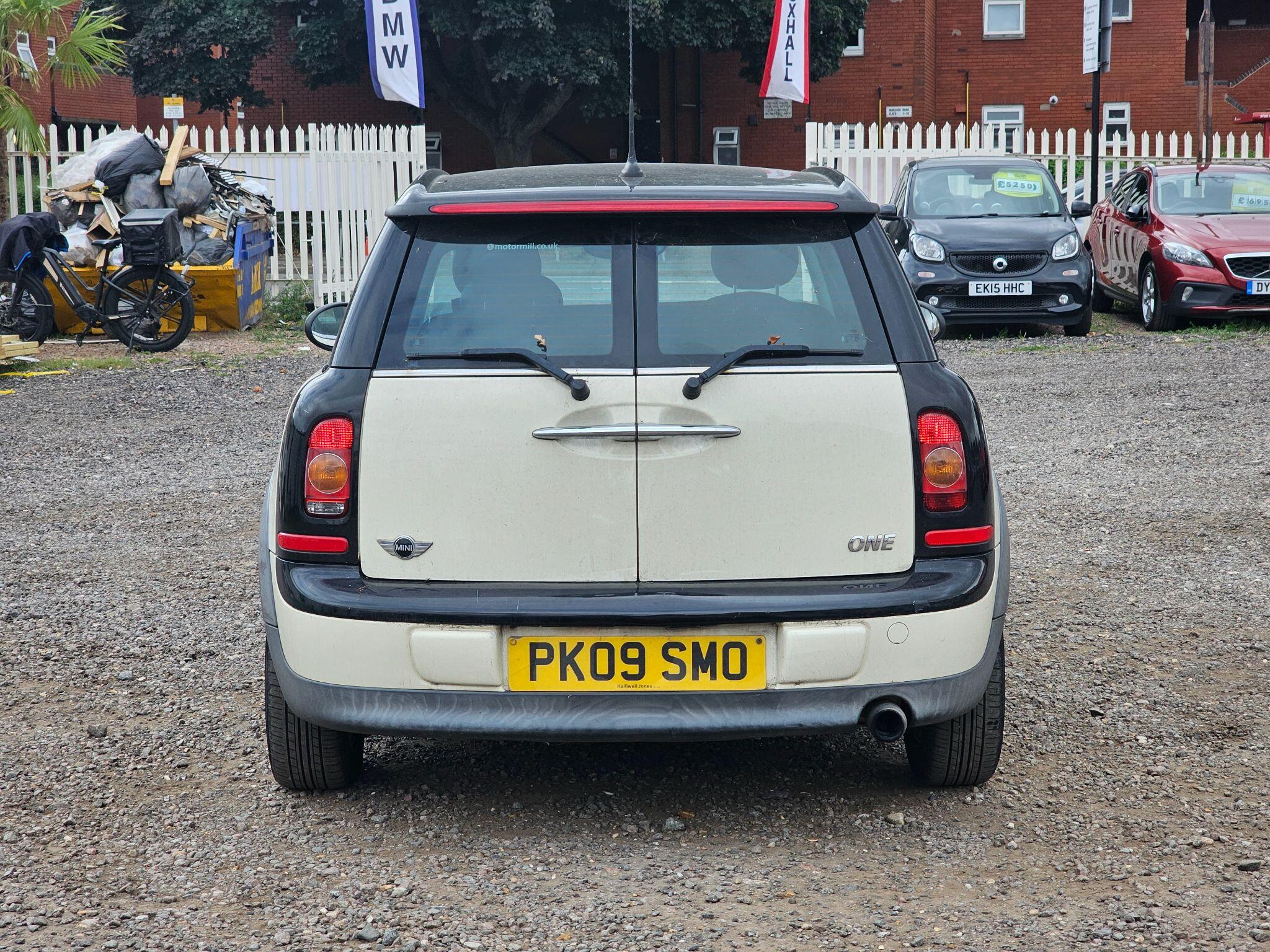 2009 MINI Clubman image 6