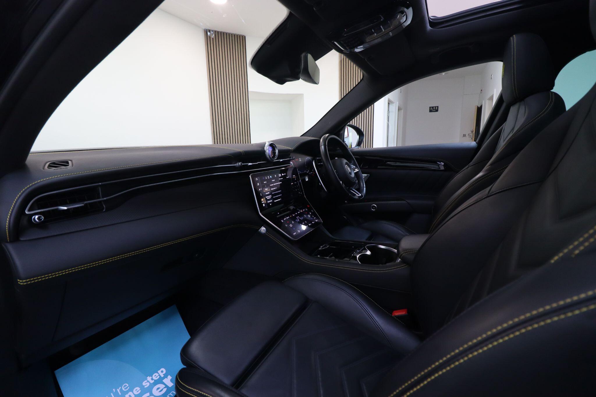 Maserati Grecale view 10