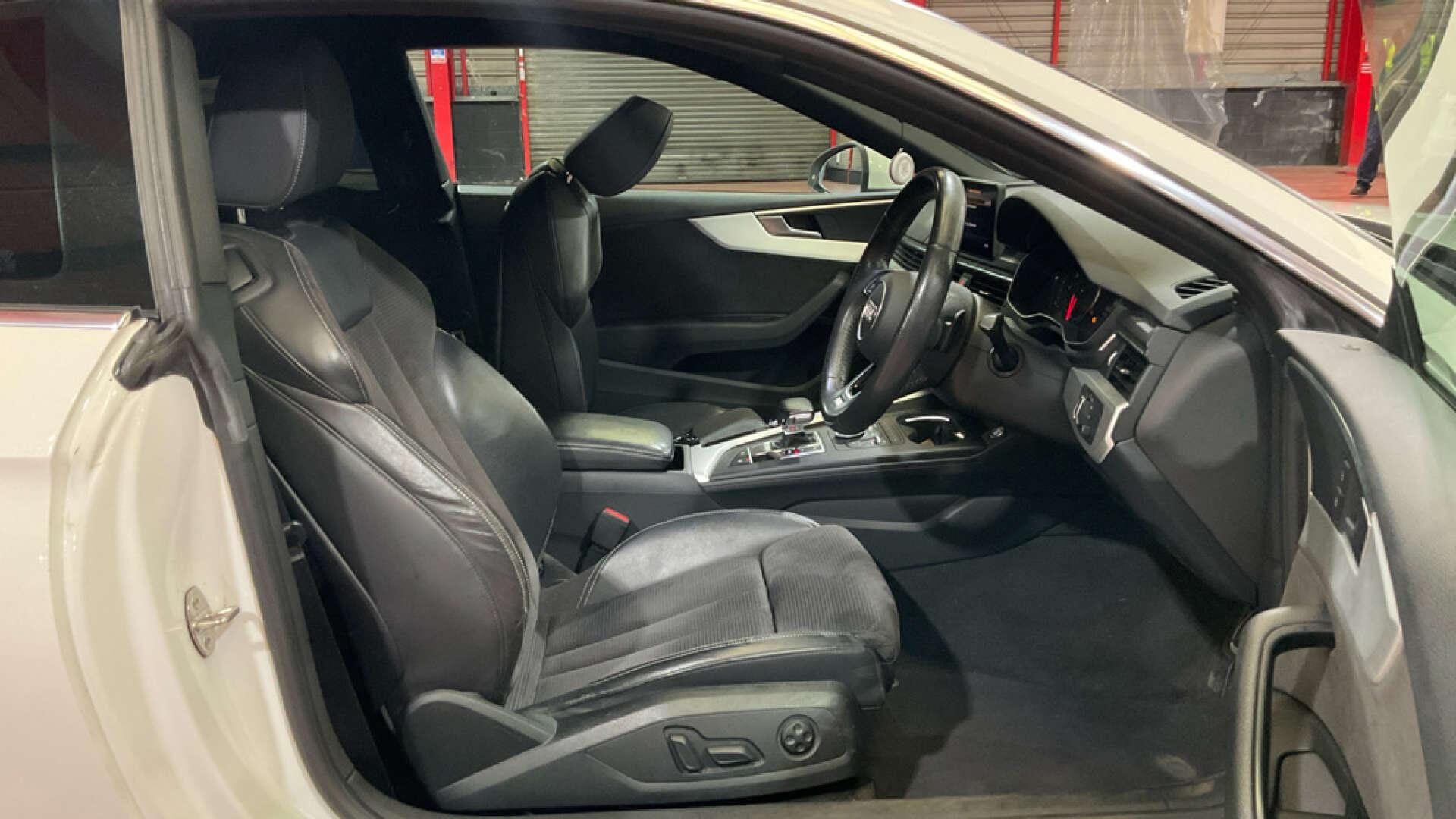 Audi A5 view 10