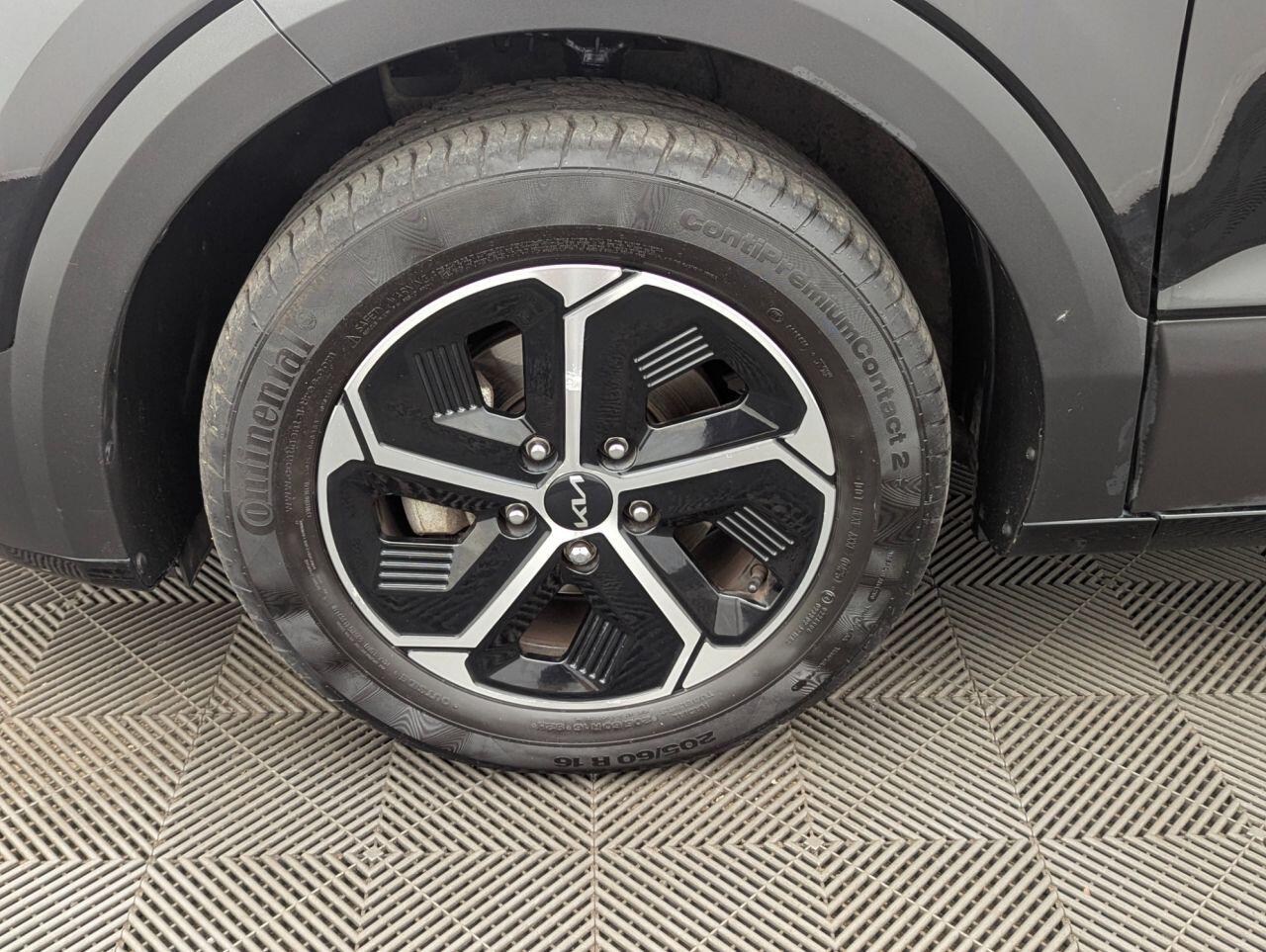 Kia Niro view 51