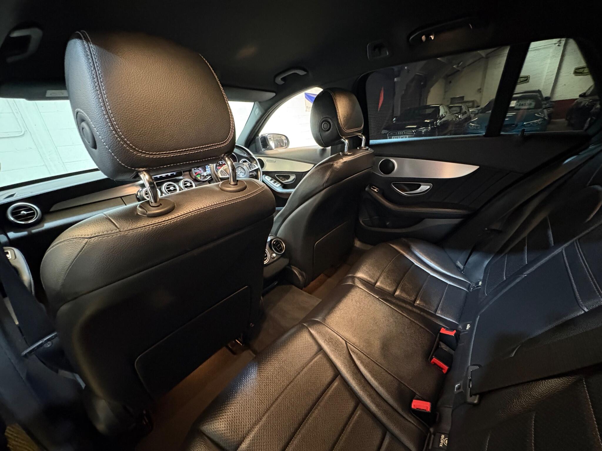 Mercedes-Benz C Class view 72