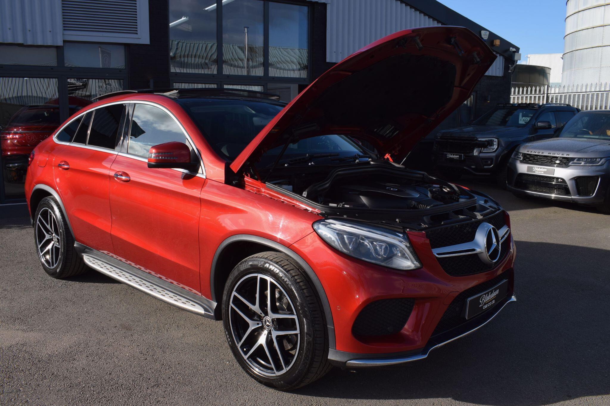 Mercedes-Benz GLE view 28