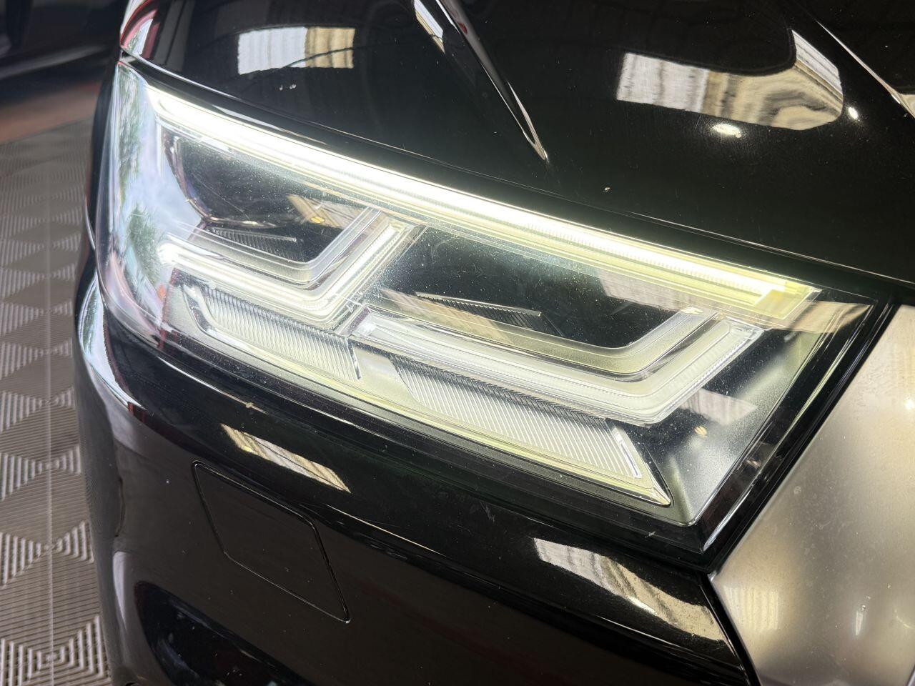 Audi Q5 view 27