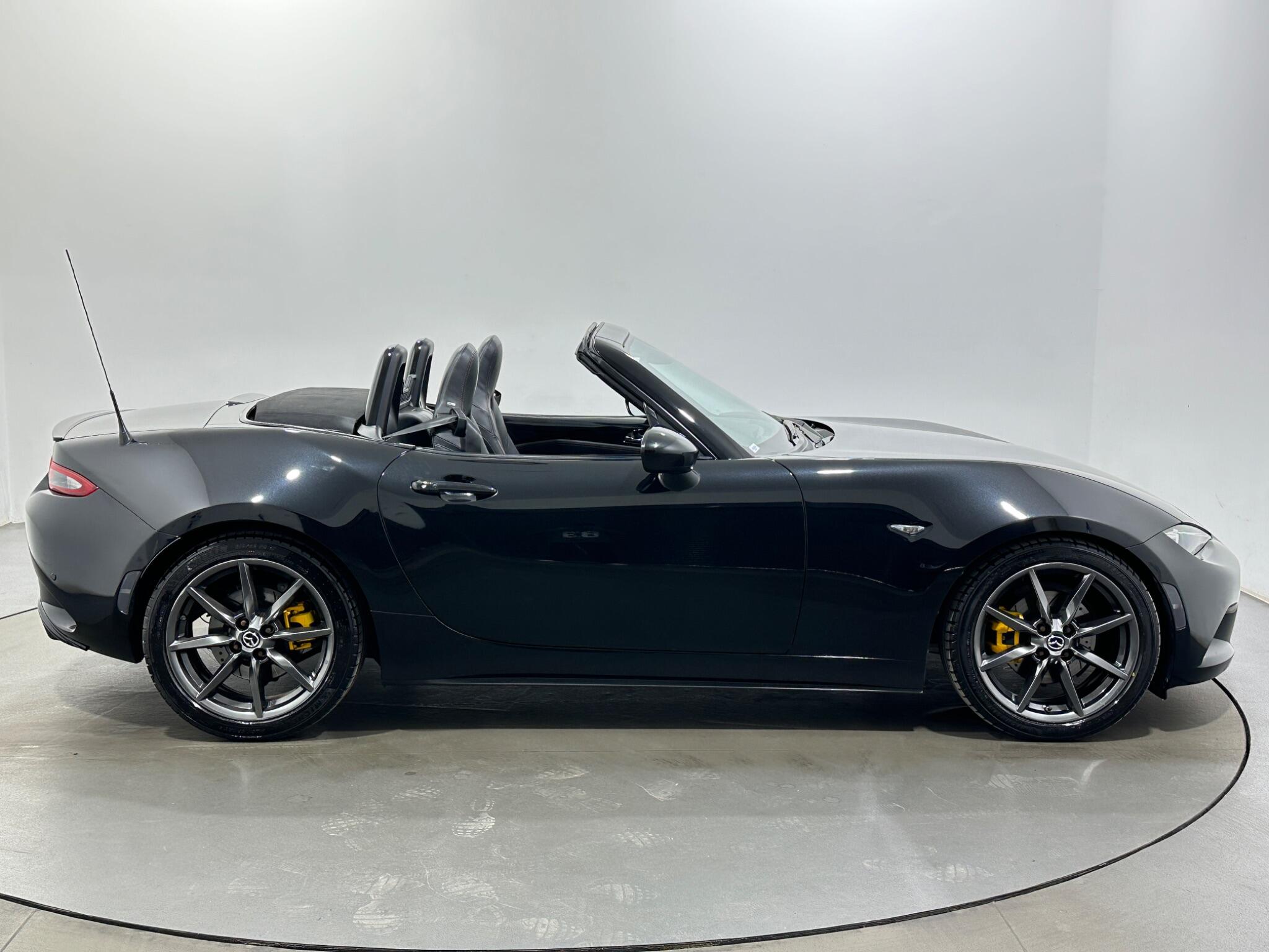 Mazda MX-5 view 9