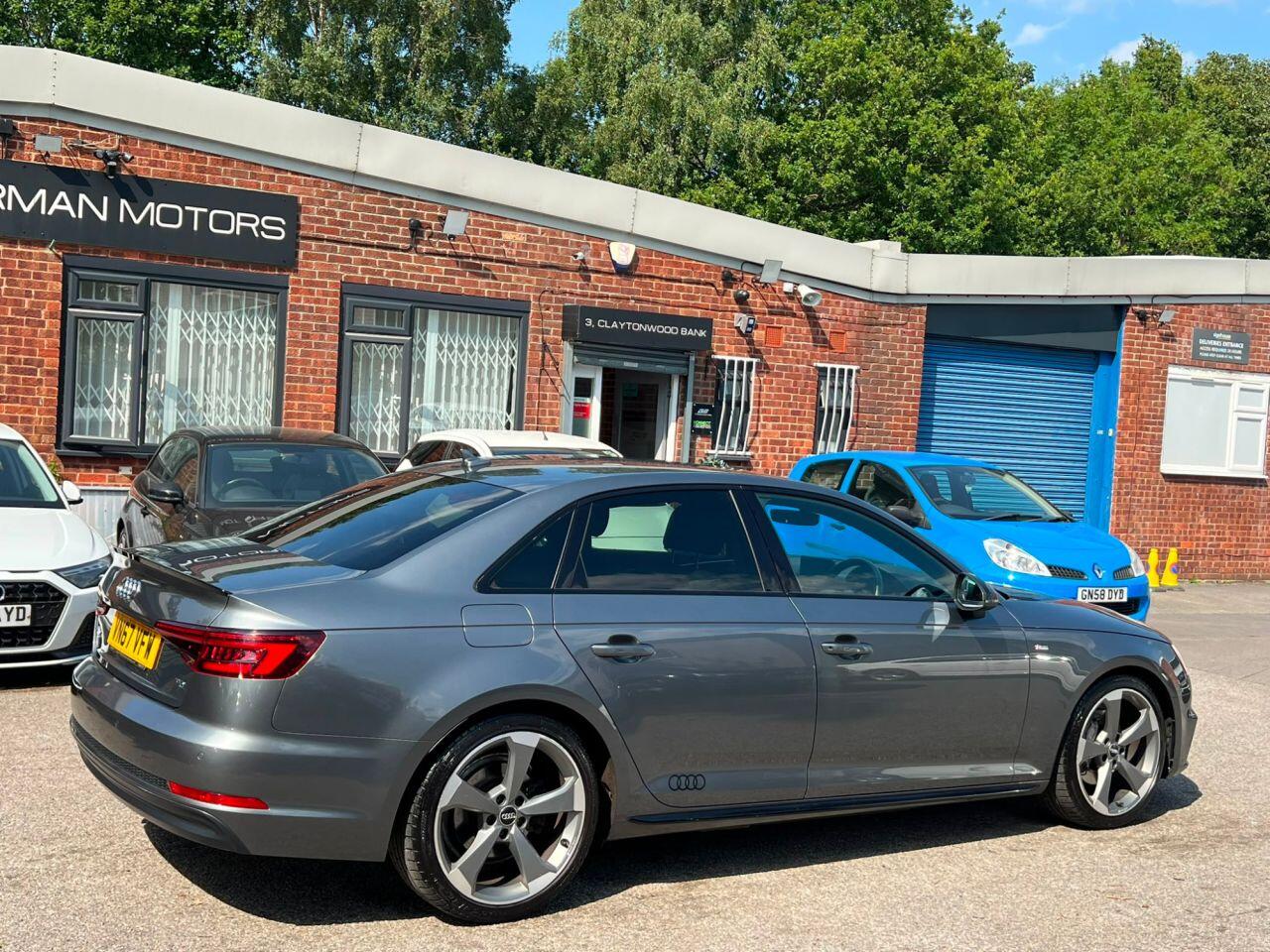 Audi A4 view 4