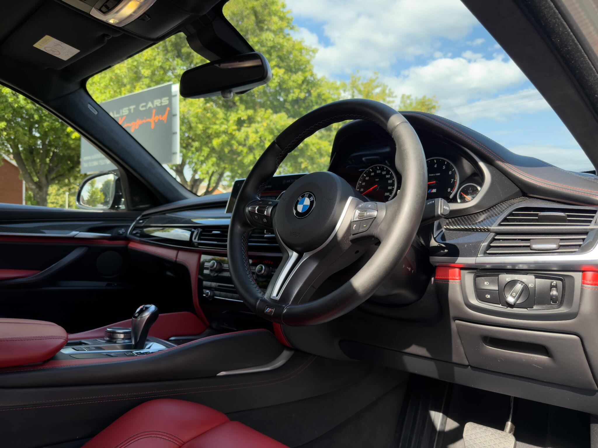 BMW X6 M view 3