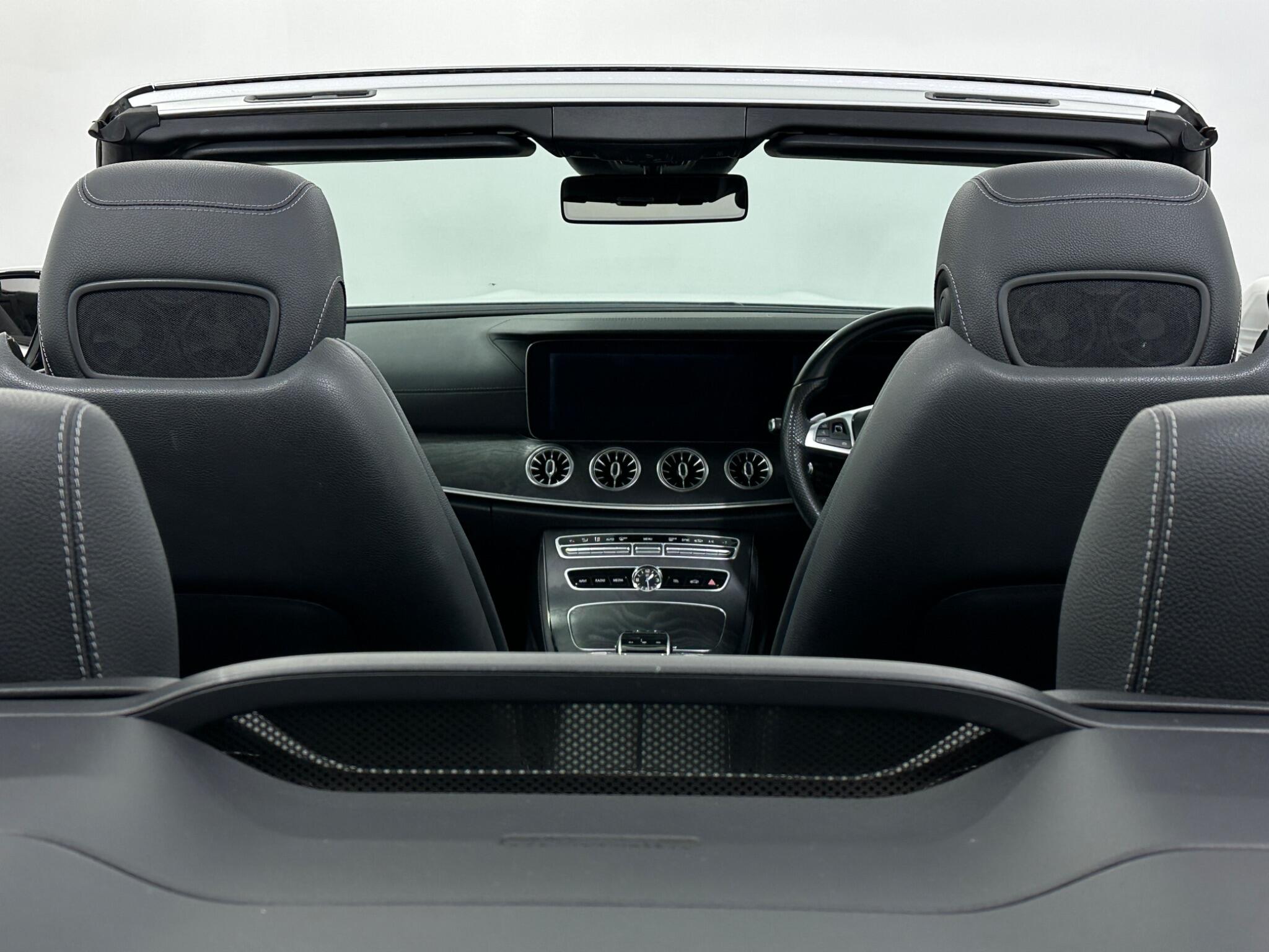 Mercedes-Benz E-Class view 20
