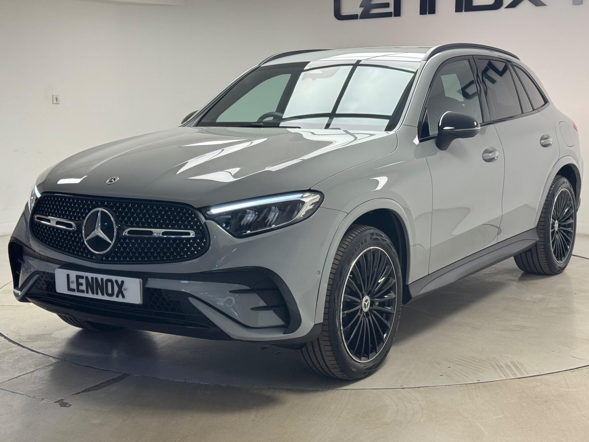 Mercedes-Benz GLC view 3