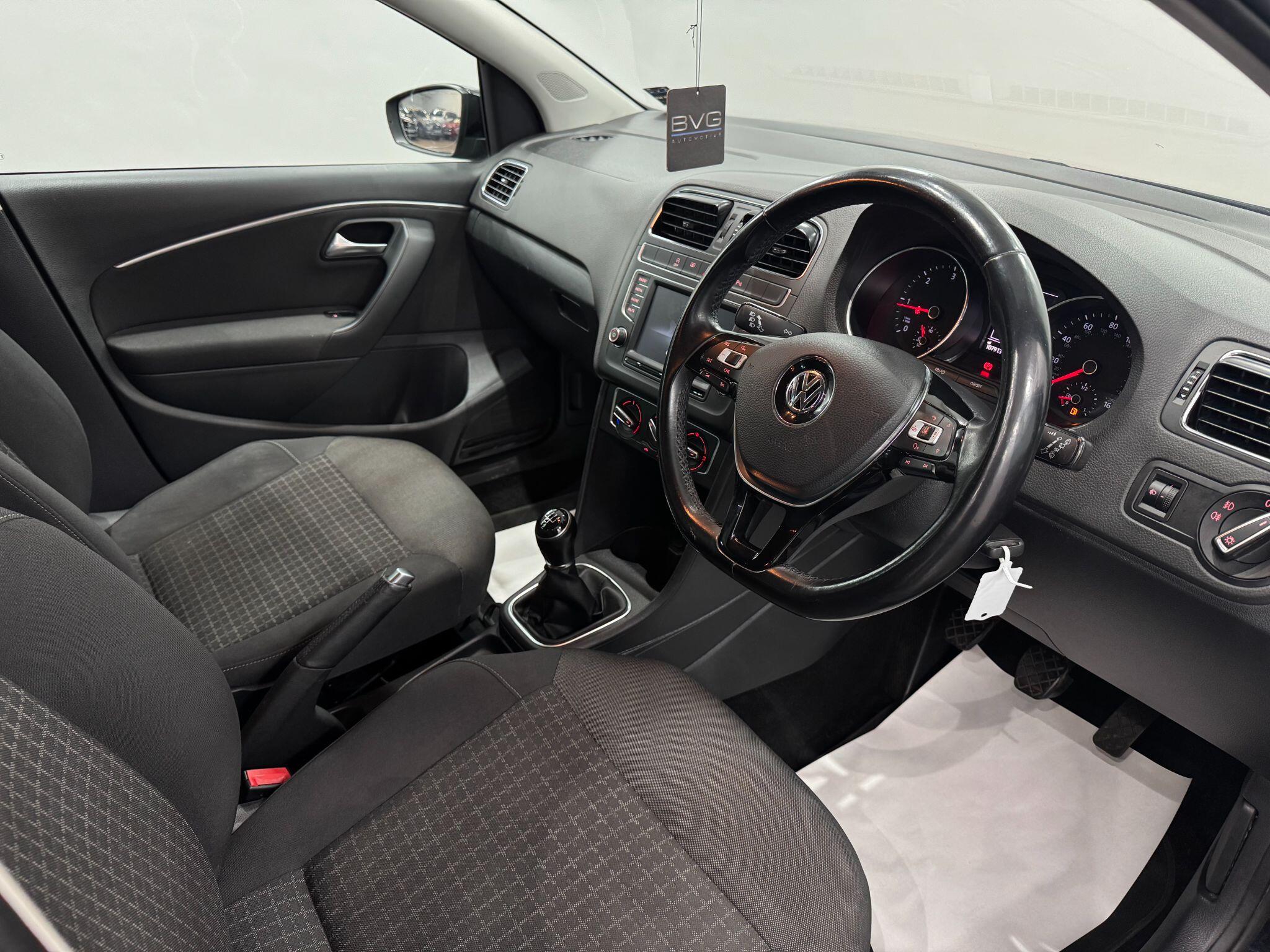 Volkswagen Polo view 30