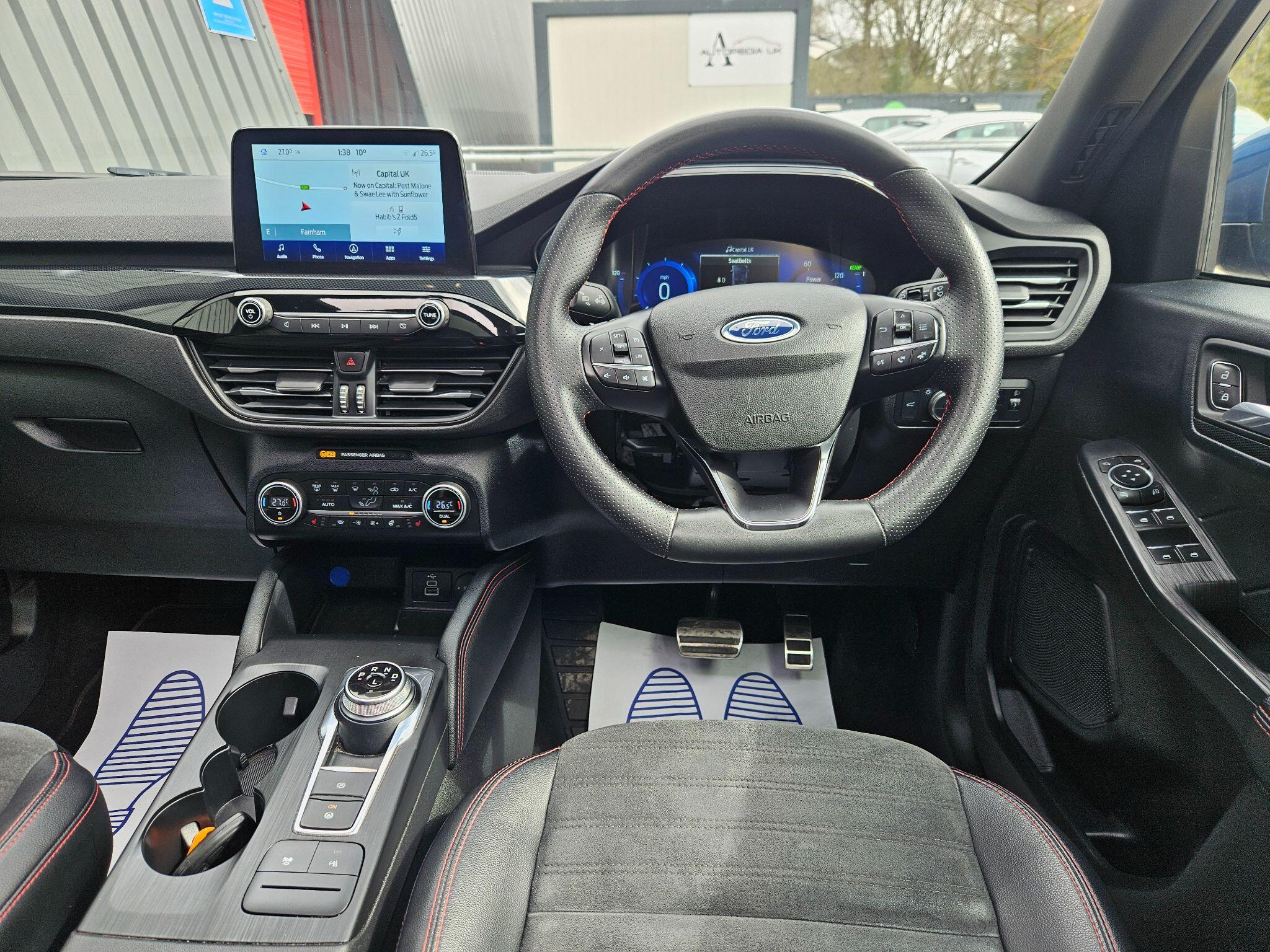 2022 Ford Kuga image 23